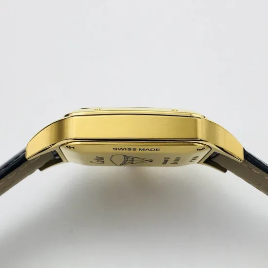 Cartier Santos Quartz movement: 43.5X31.4mm Women's 38X27.5mm