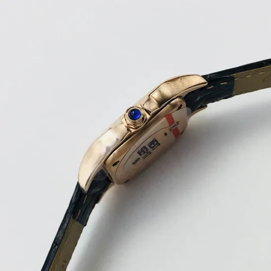 Cartier santos quartz watch: 27*37 mm