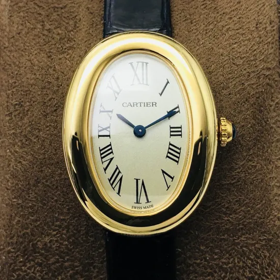 Cartier Baignoire series watch Size: 32x26*8 mm