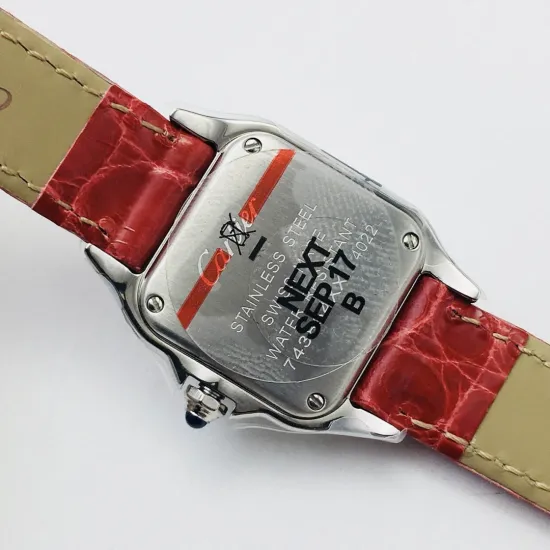 Cartier santos quartz watch: 27*37 mm