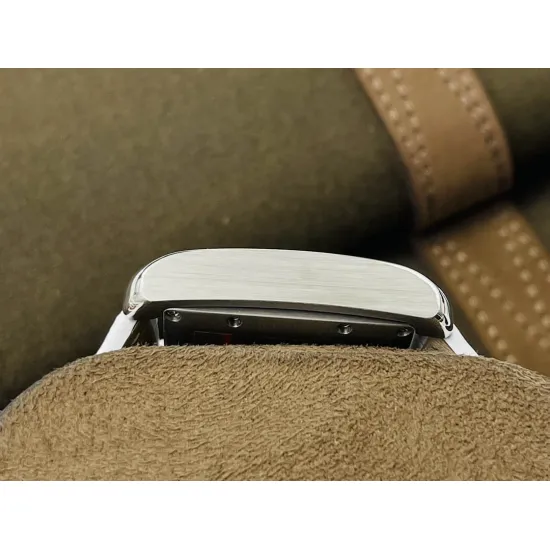 Cartier Tank Watch Size: 30MMX39MMX11MM