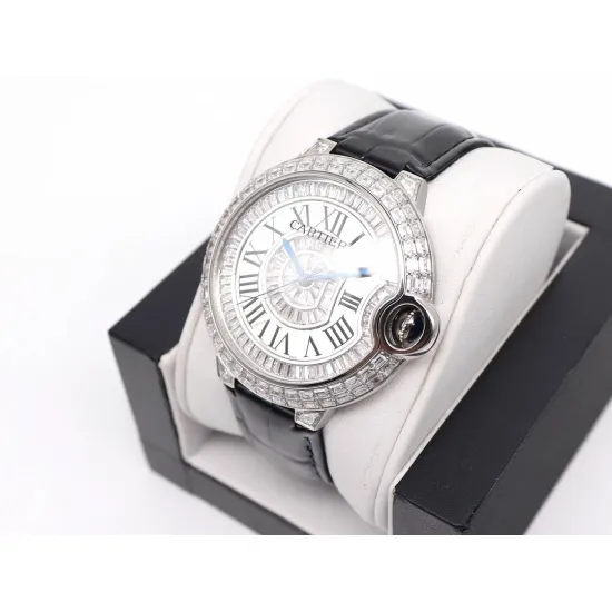 Cartier Blue Balloon Square Diamond Gypsophila Watch Diameter: 42mm