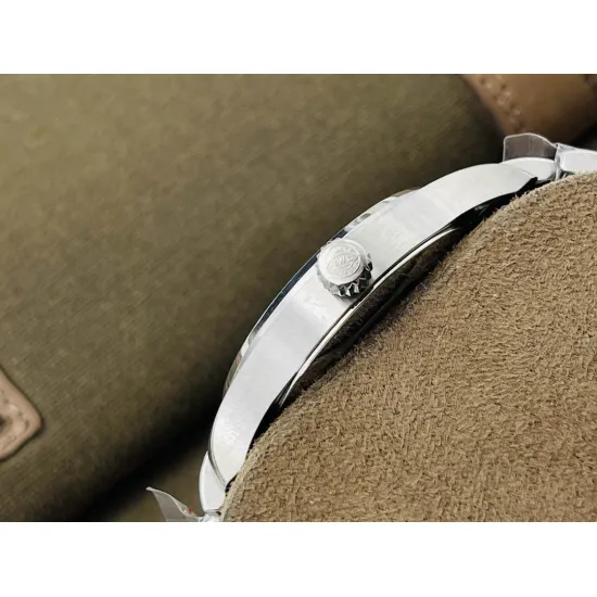 IWC PILOT'S WATCHES  40MM