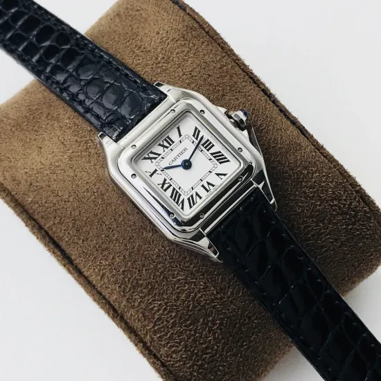 Cartier santos quartz watch: 27*37 mm