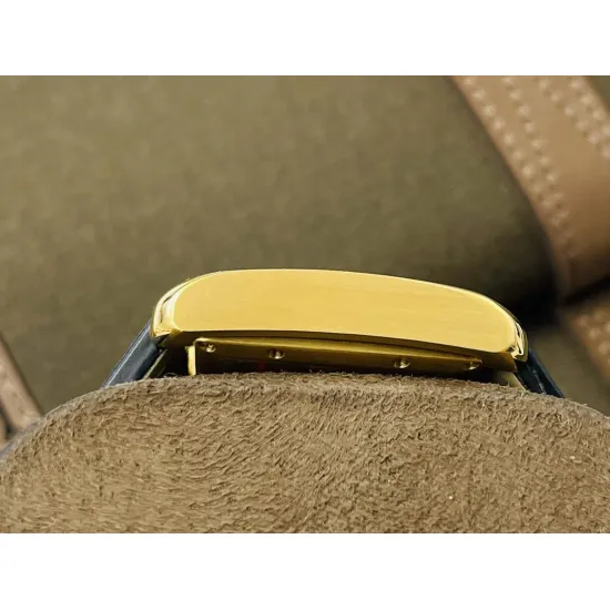 Cartier Tank Watch Size: 30MMX39MMX11MM