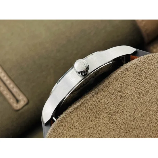 IWC PILOT'S WATCHES  40MM