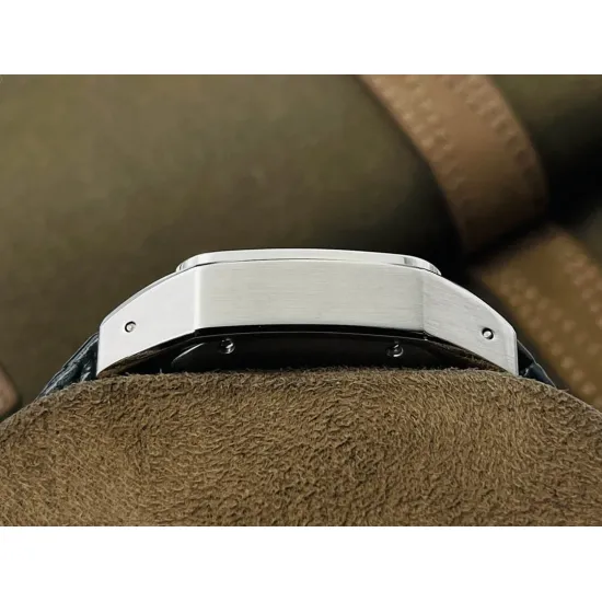 Cartier Santos Couple Watch Diameter: 51*41.3 44.2*35.6 mm