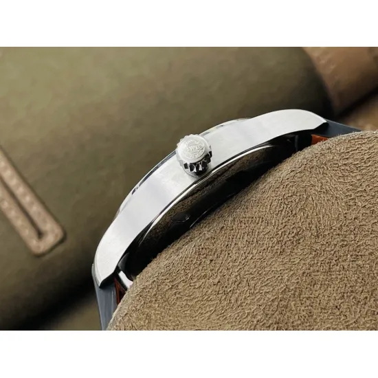 IWC PILOT'S WATCHES 40MM