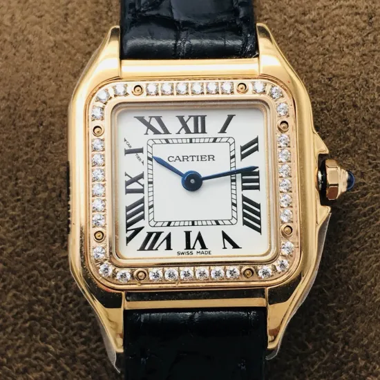 Cartier santos quartz watch: 27*37 mm