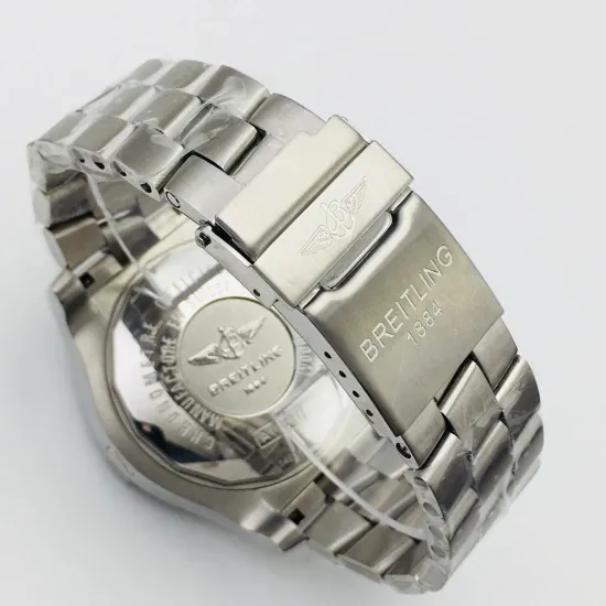 Breitling Submersible watch Diameter: 45 mm