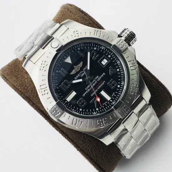 Breitling Submersible watch Diameter: 45 mm