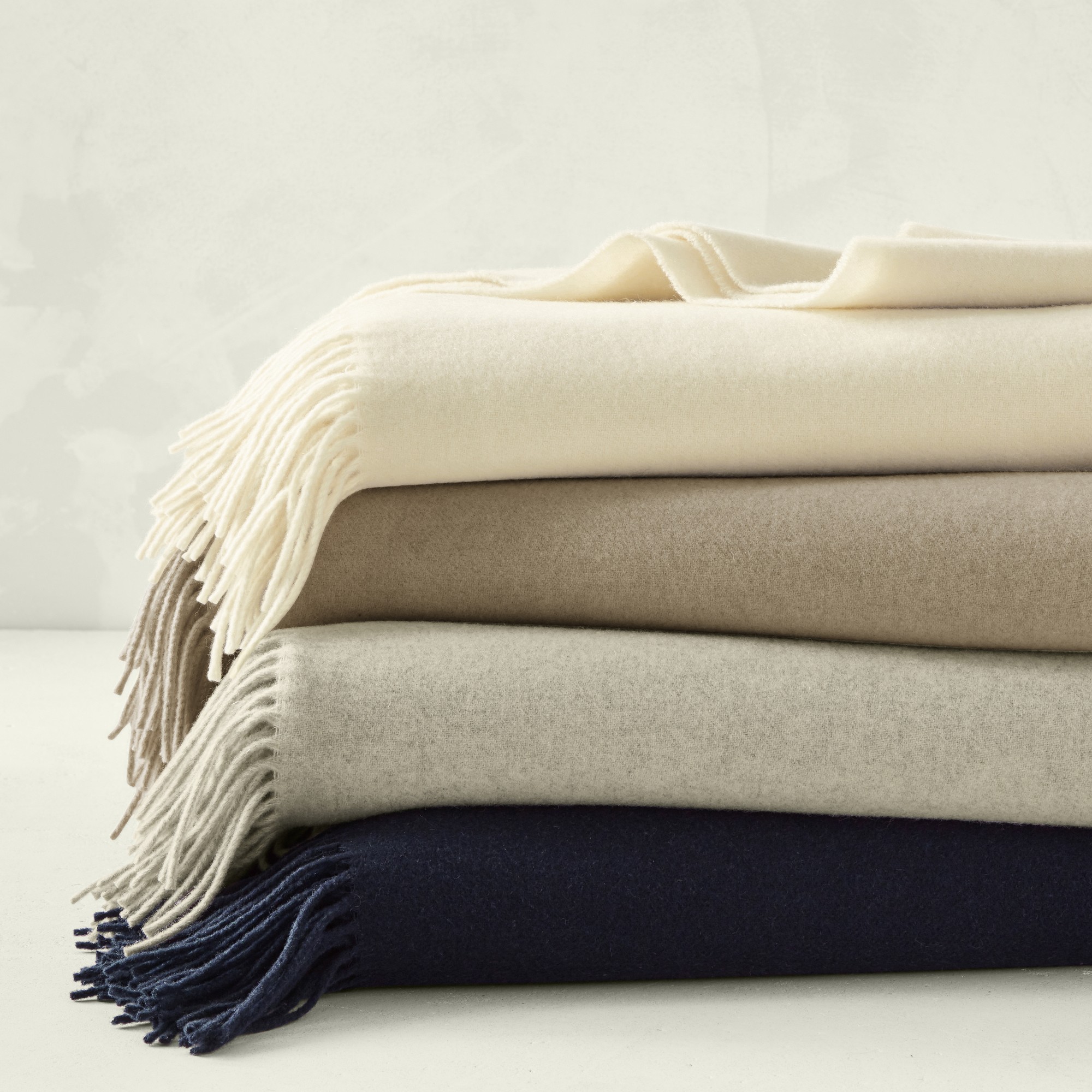 European Solid Grand Cashmere Throw