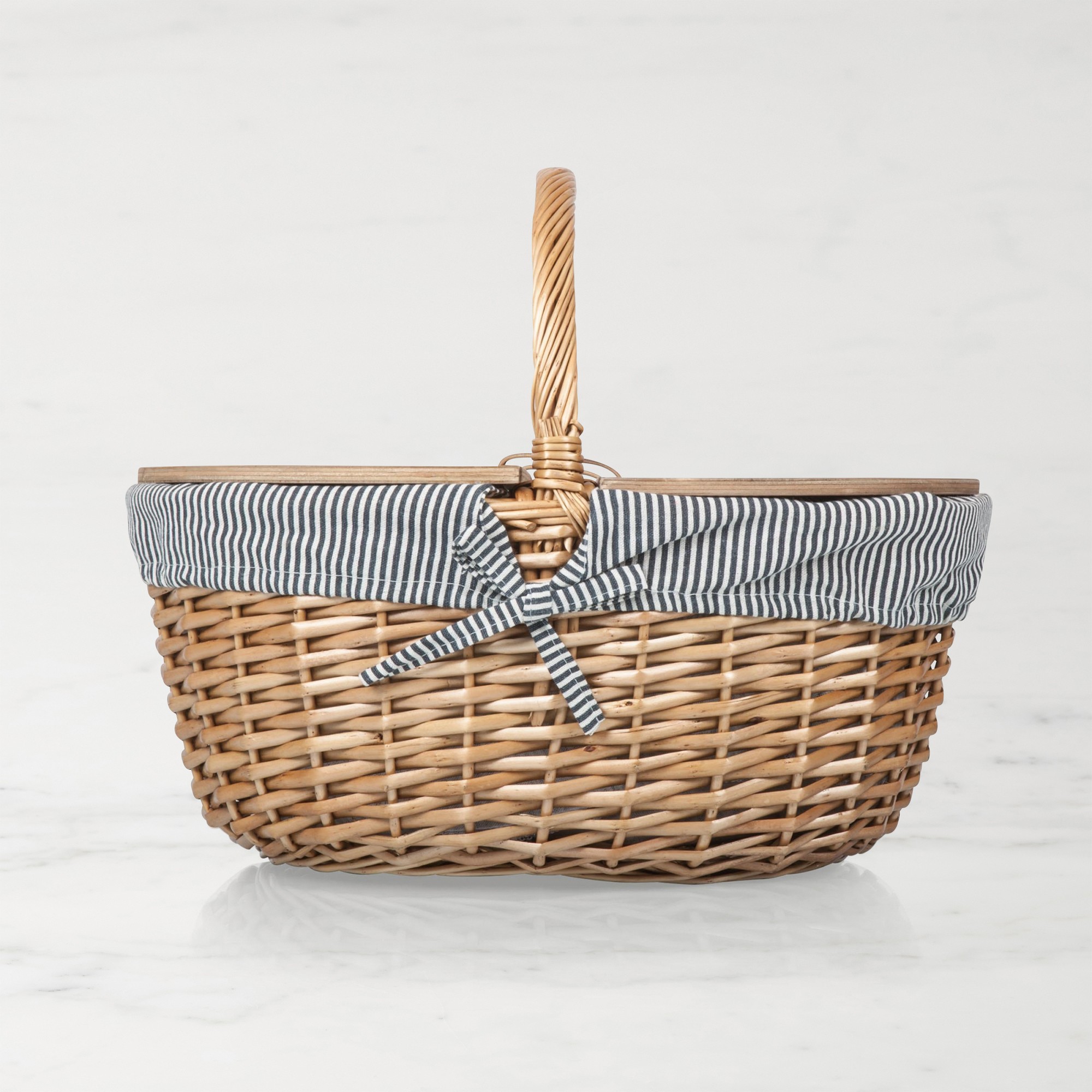 Mickey & Minnie Mouse Picnic Basket