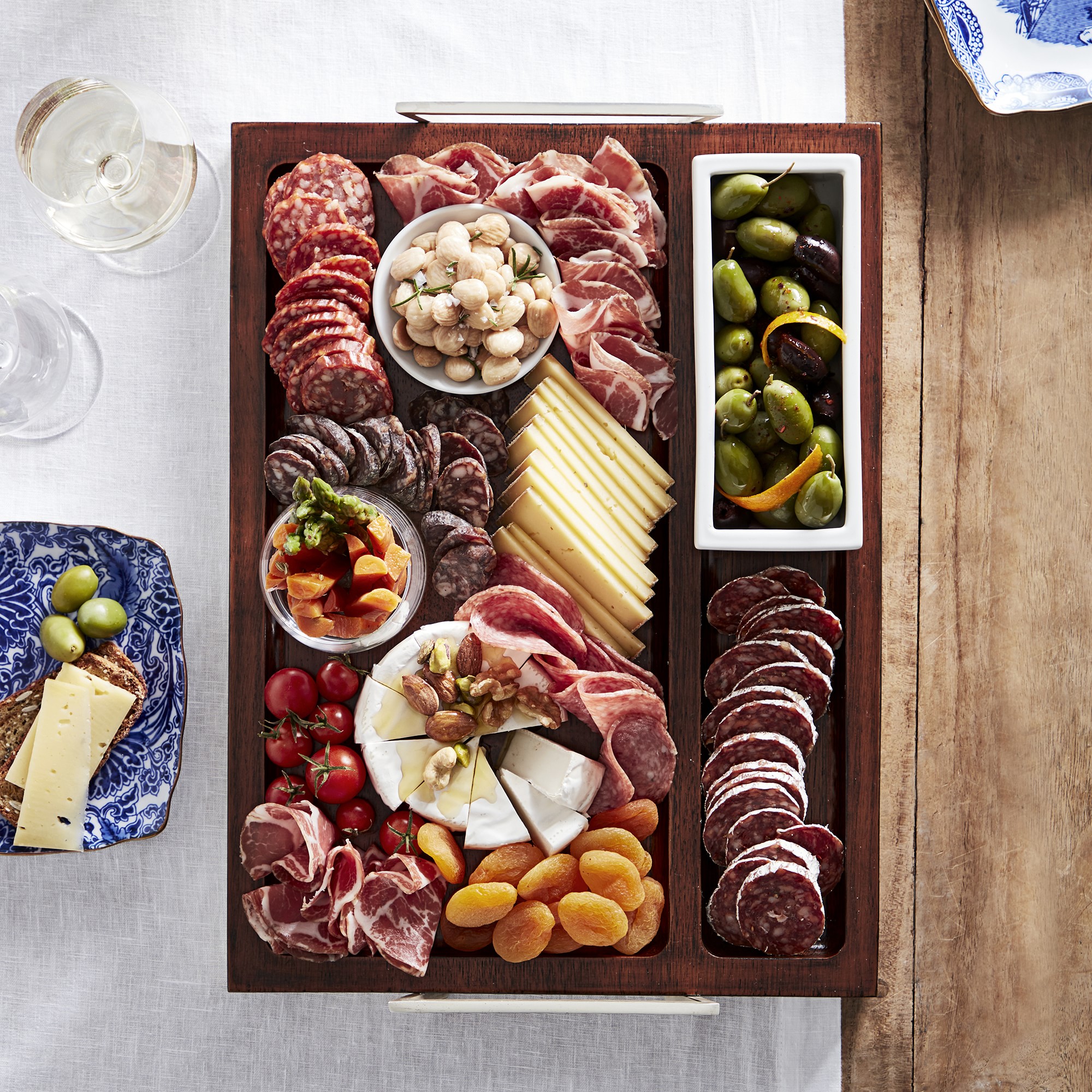 Marlo Thomas x Williams Sonoma Rectangular Cheese Tray