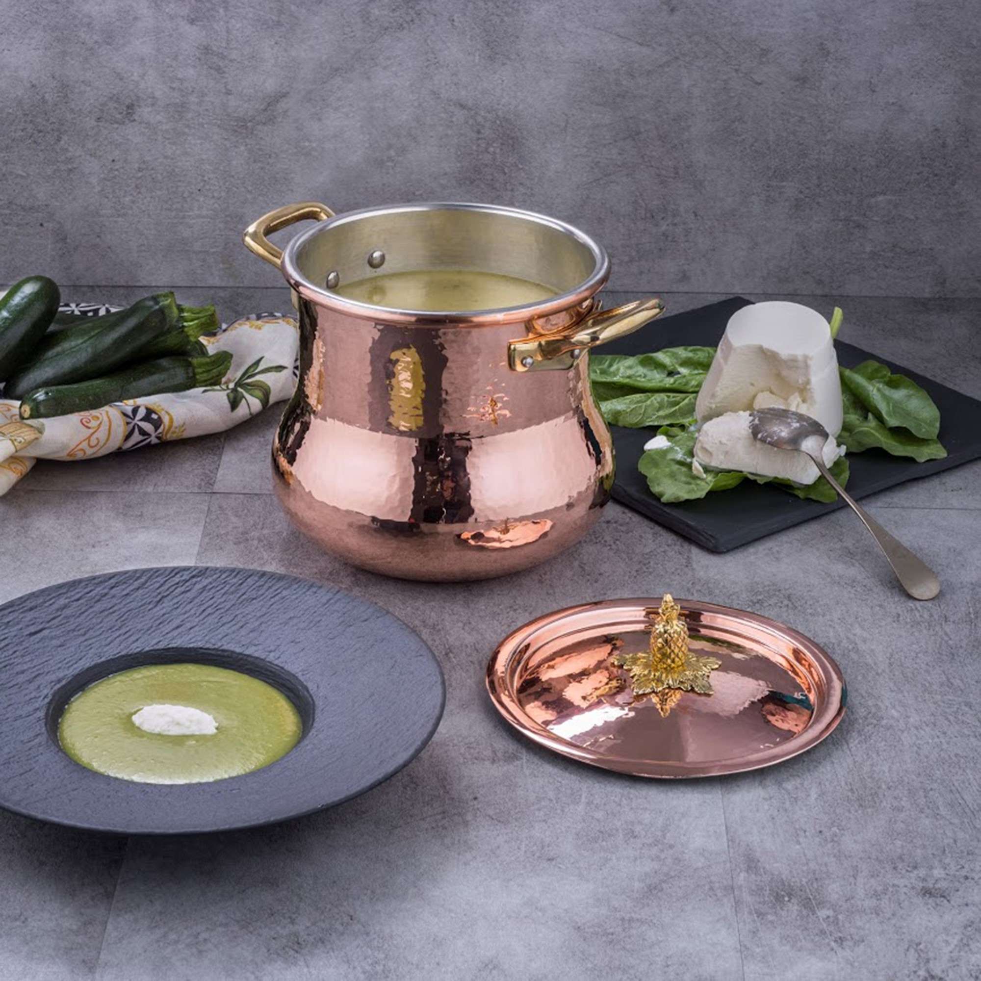 Ruffoni Historia Hammered Copper Stock Pot with Pineapple Knob, 5 1/2-Qt.