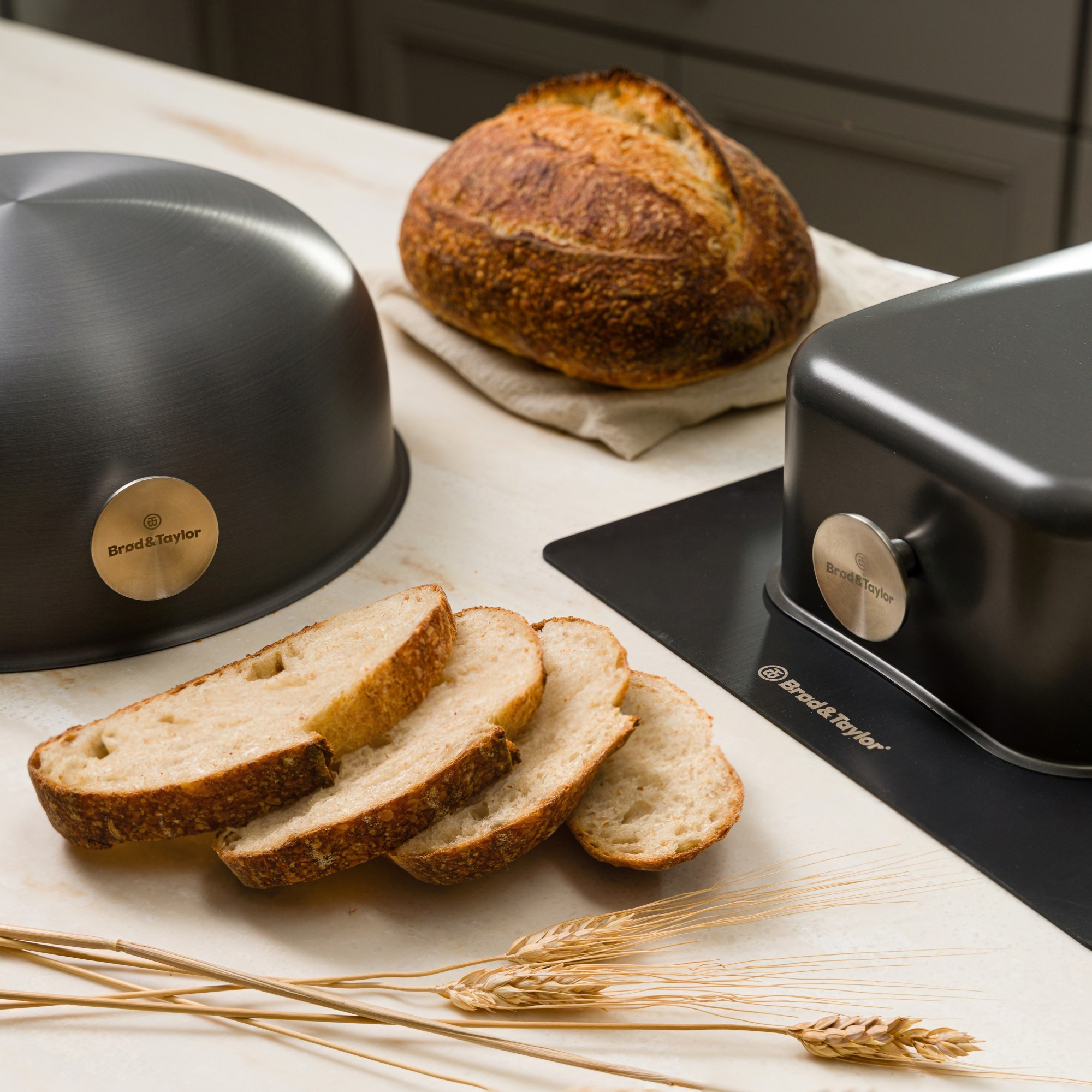 Brod & Taylor Rectangular Baking Shell