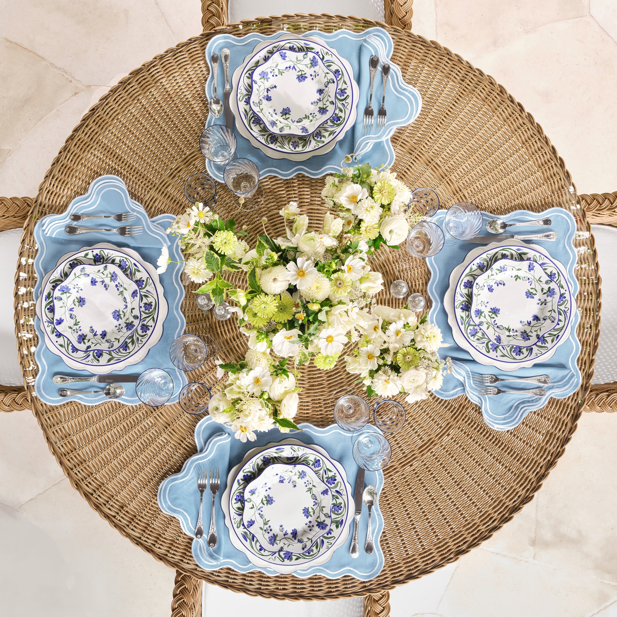 AERIN Garden Bouquet Dinner Plates