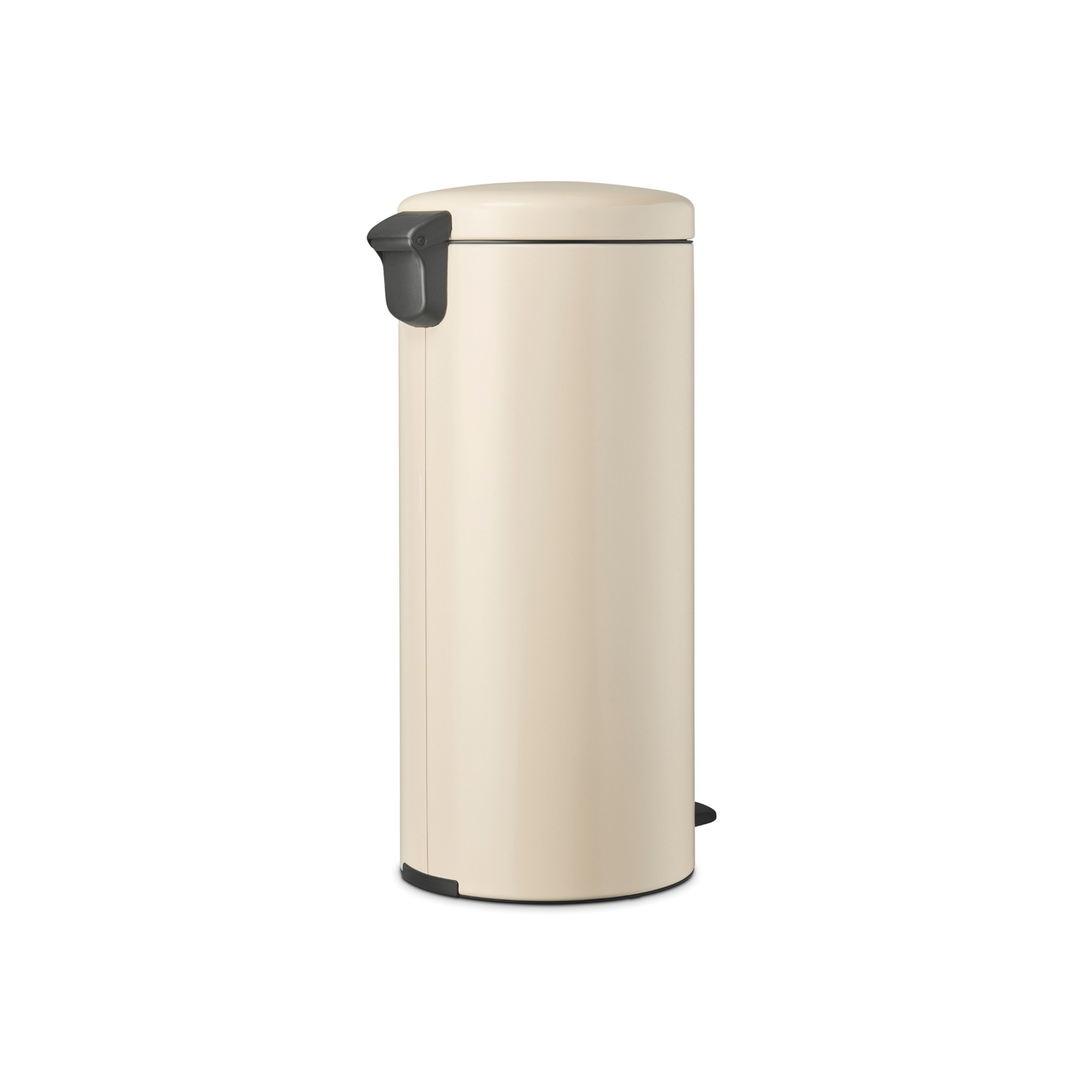 Brabantia NewIcon Step Can, 8 Gallons