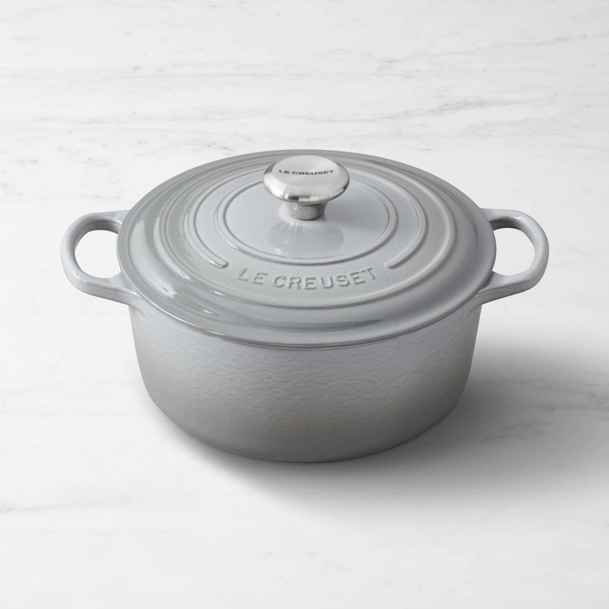 Le Creuset Signature Enameled Cast Iron Round Dutch Oven