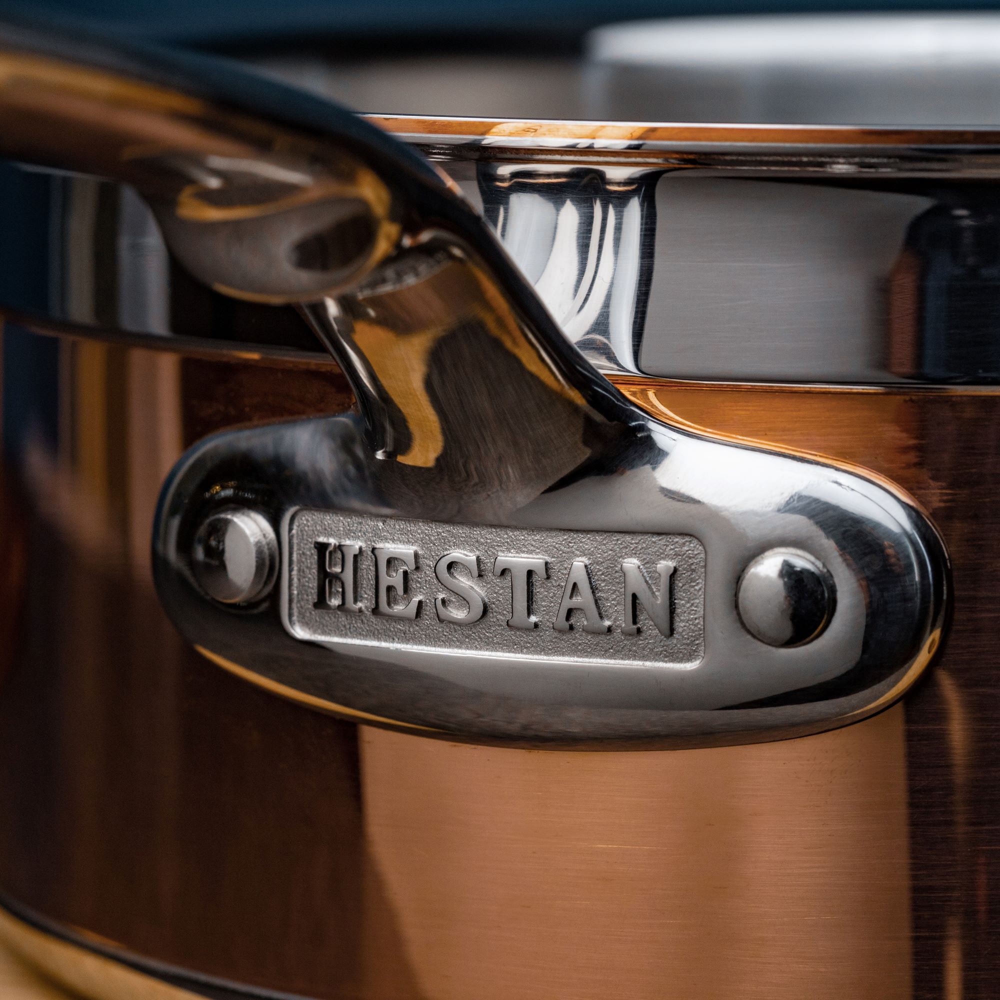 Hestan CopperBond Covered Essential Pan with Handle Helper, 5-Qt.