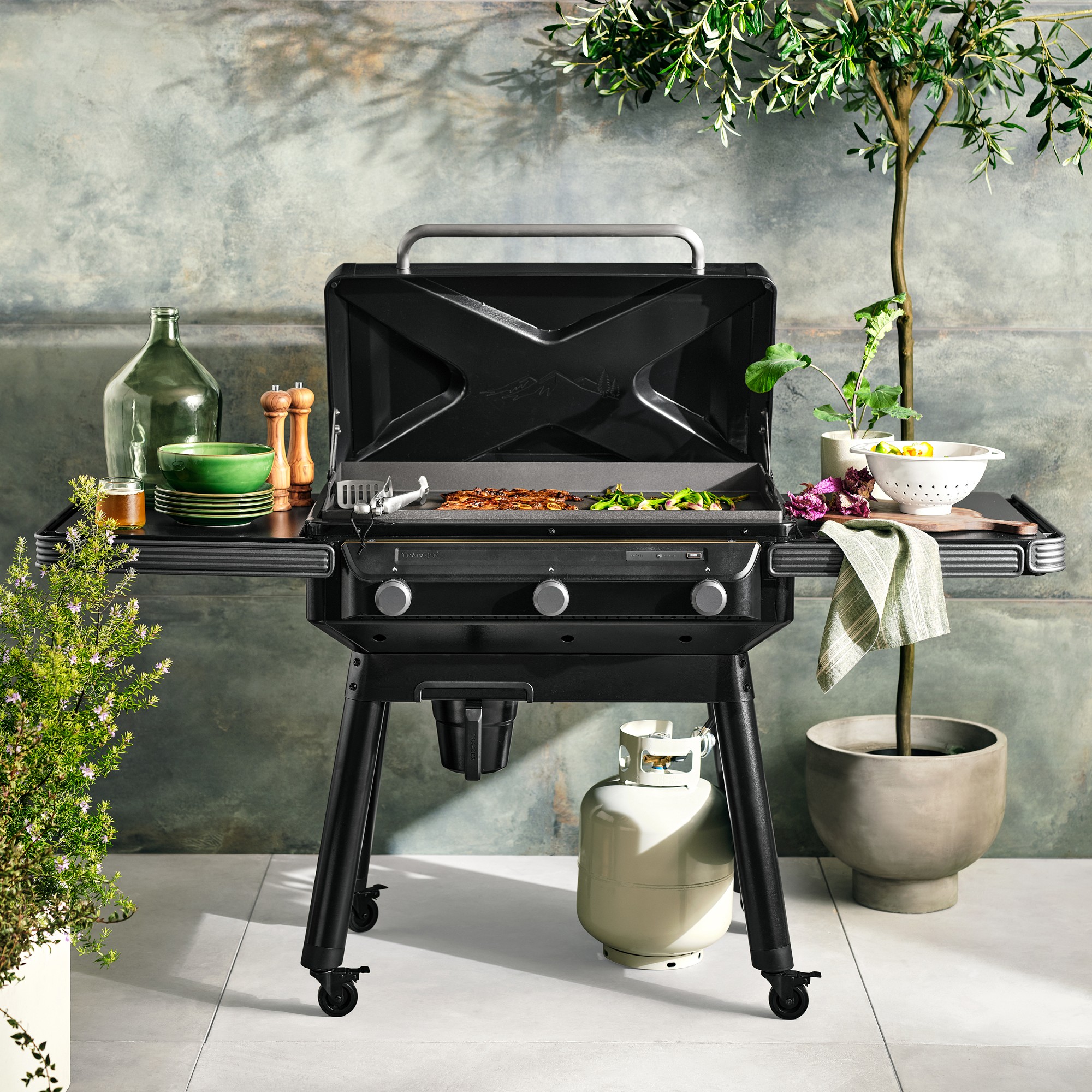 Traeger Flatrock Flat Top Griddle