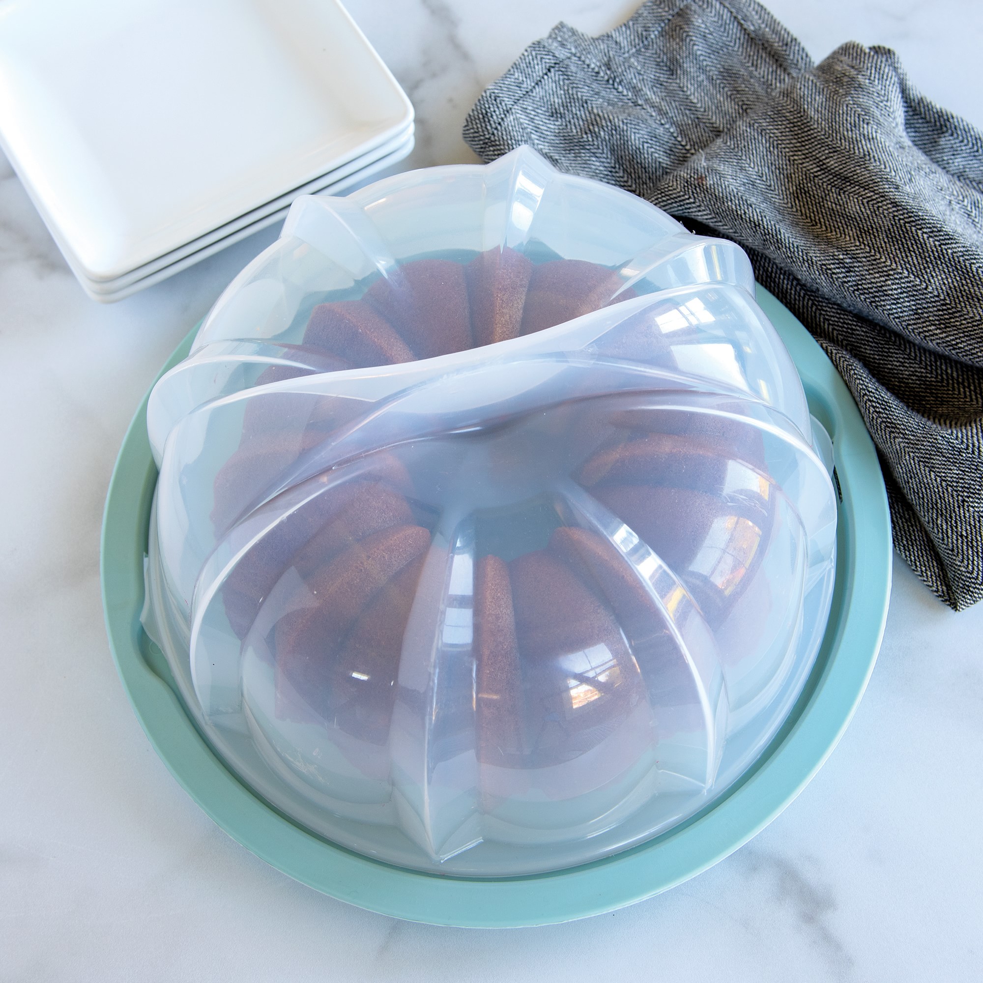 Nordic Ware Translucent Bundt® Cake Keeper