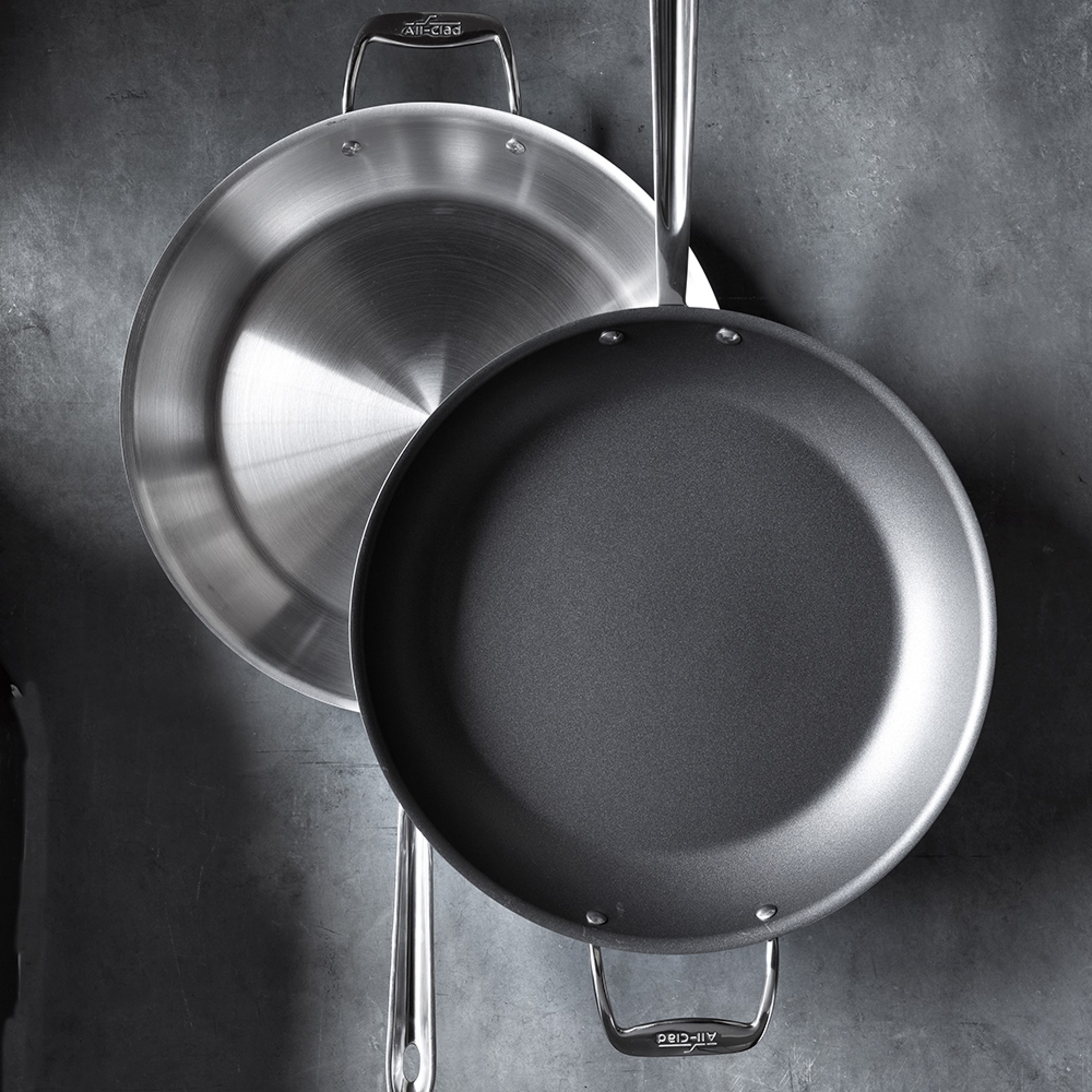 All-Clad D5® Stainless-Steel Fry Pan