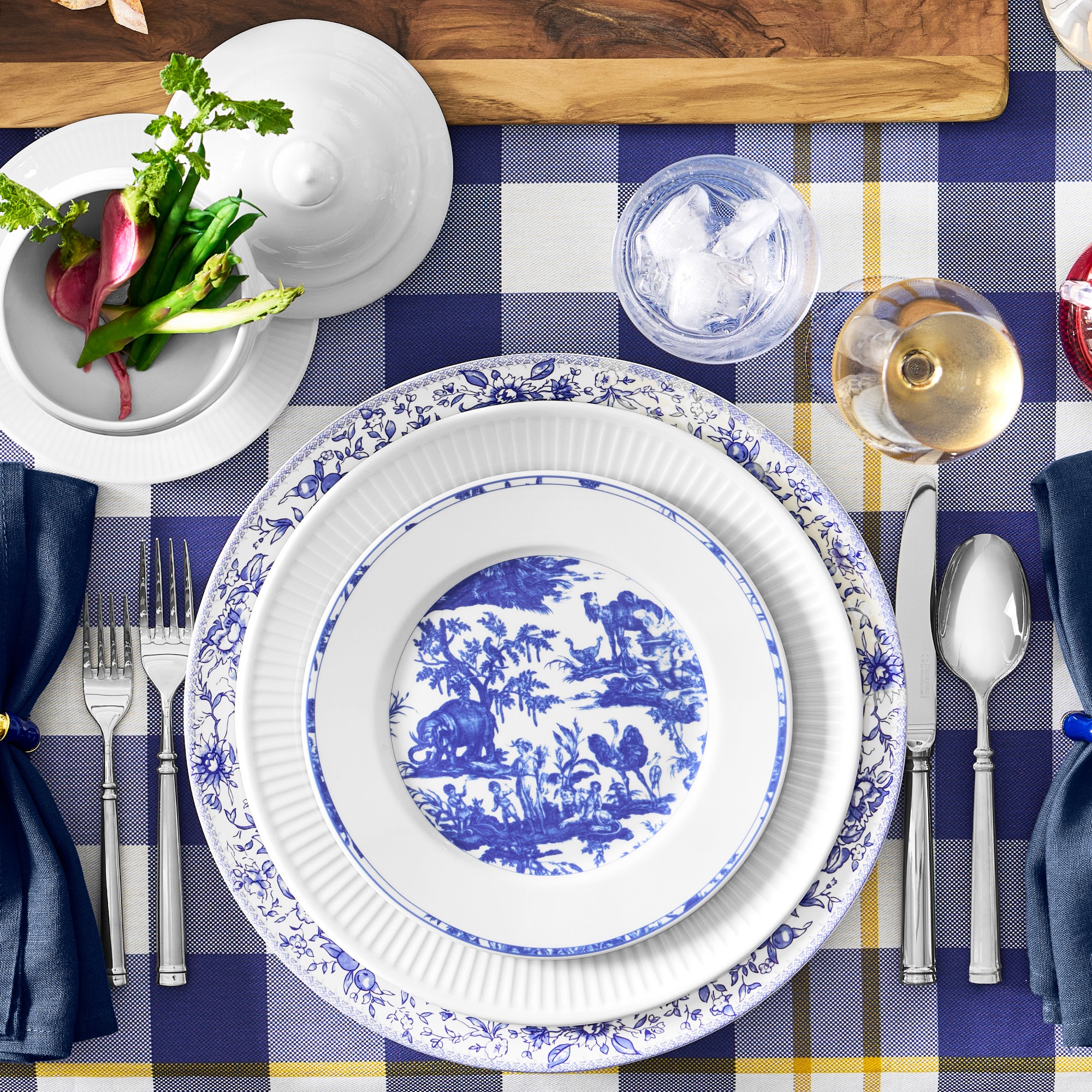 Pillivuyt Plisse Porcelain Dinner Plates