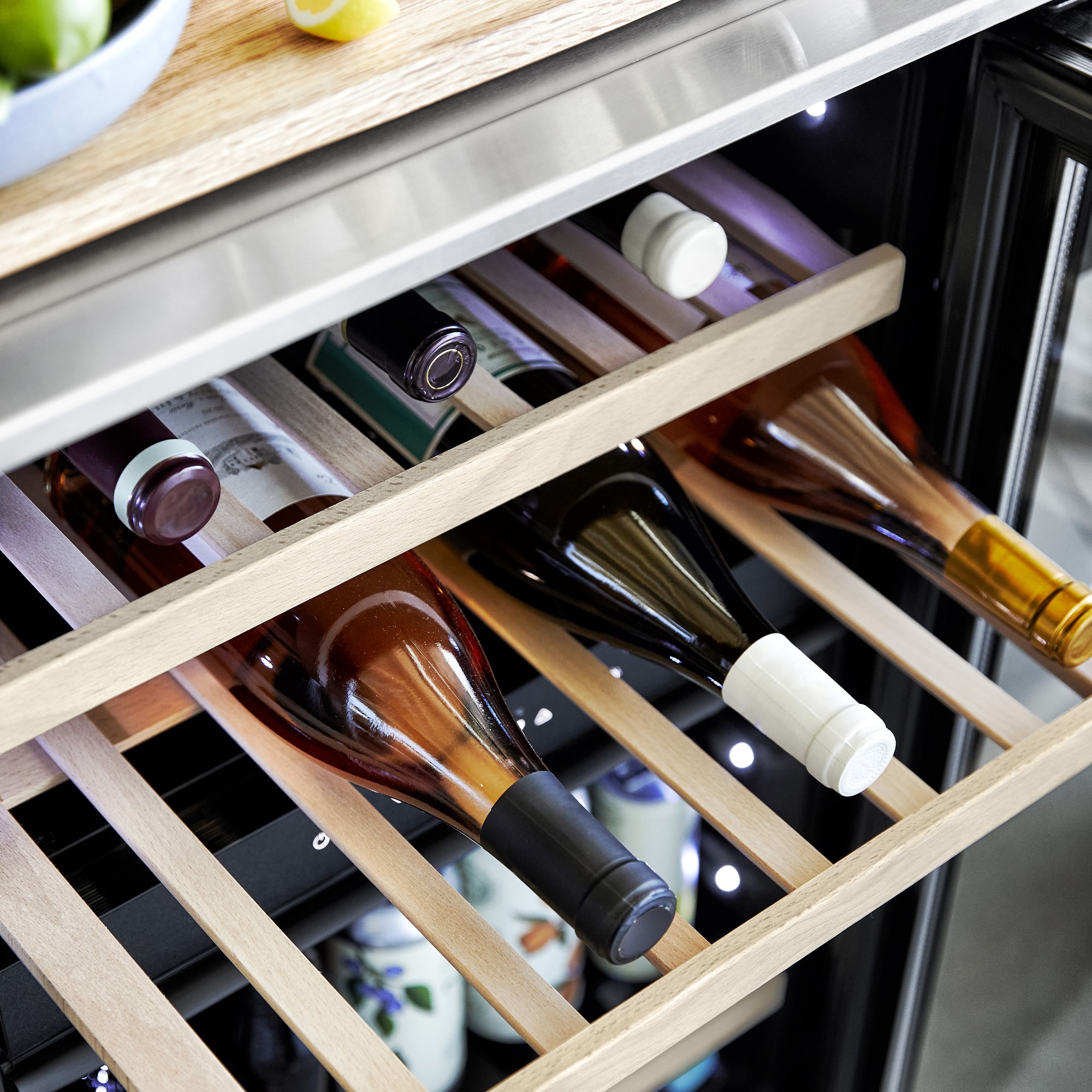 Dometic MoBar 550S Outdoor Mobile Bar Cart