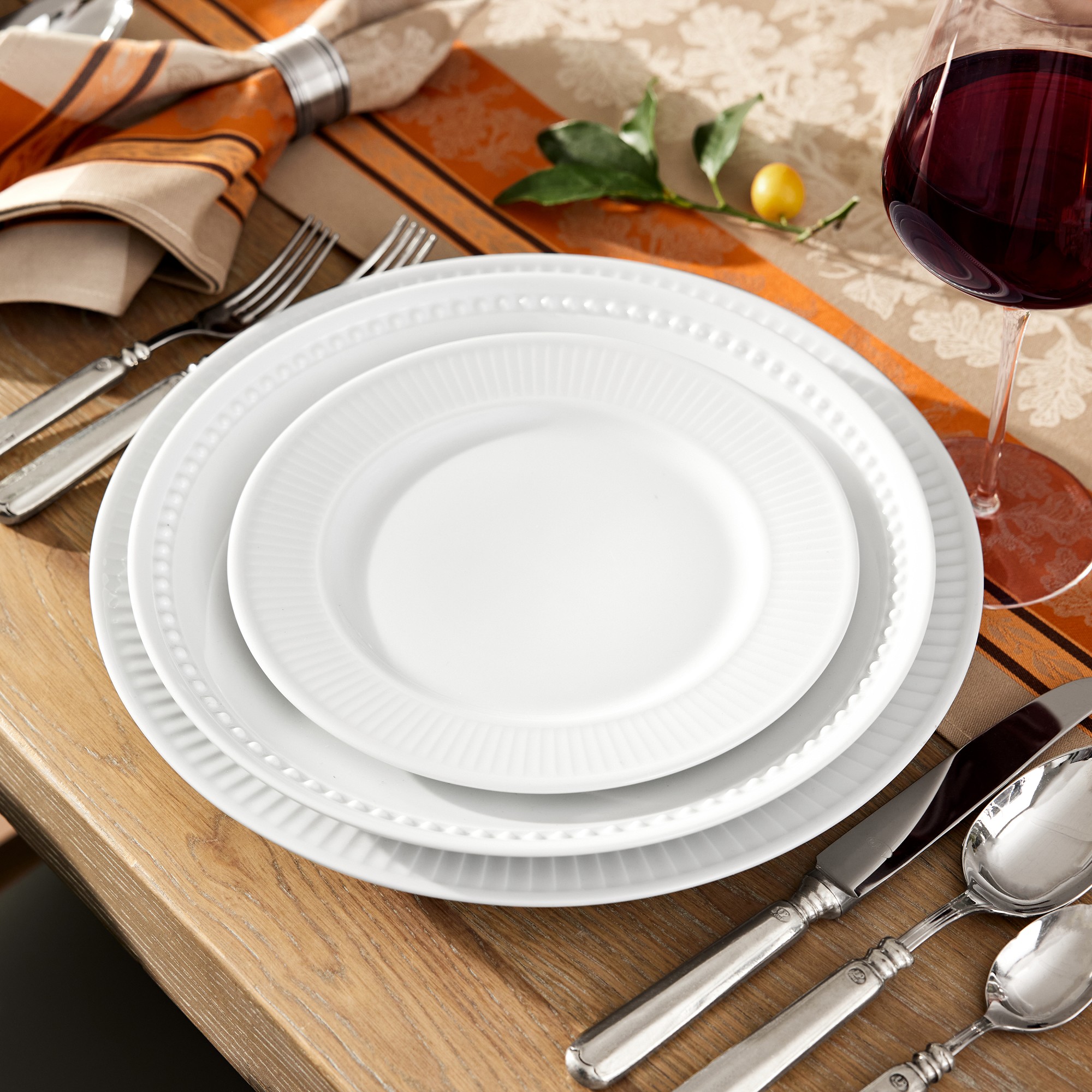 Pillivuyt Plisse Porcelain 16-Piece Dinnerware Set