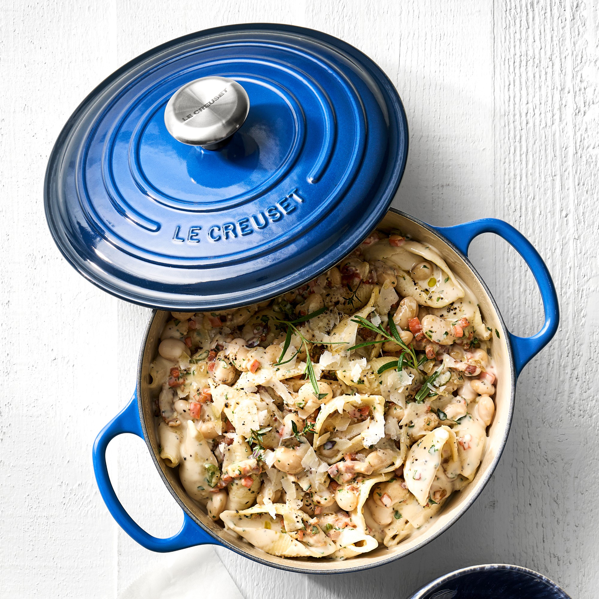 Le Creuset Enameled Cast Iron Signature French Oven, 2 1/2-Qt.