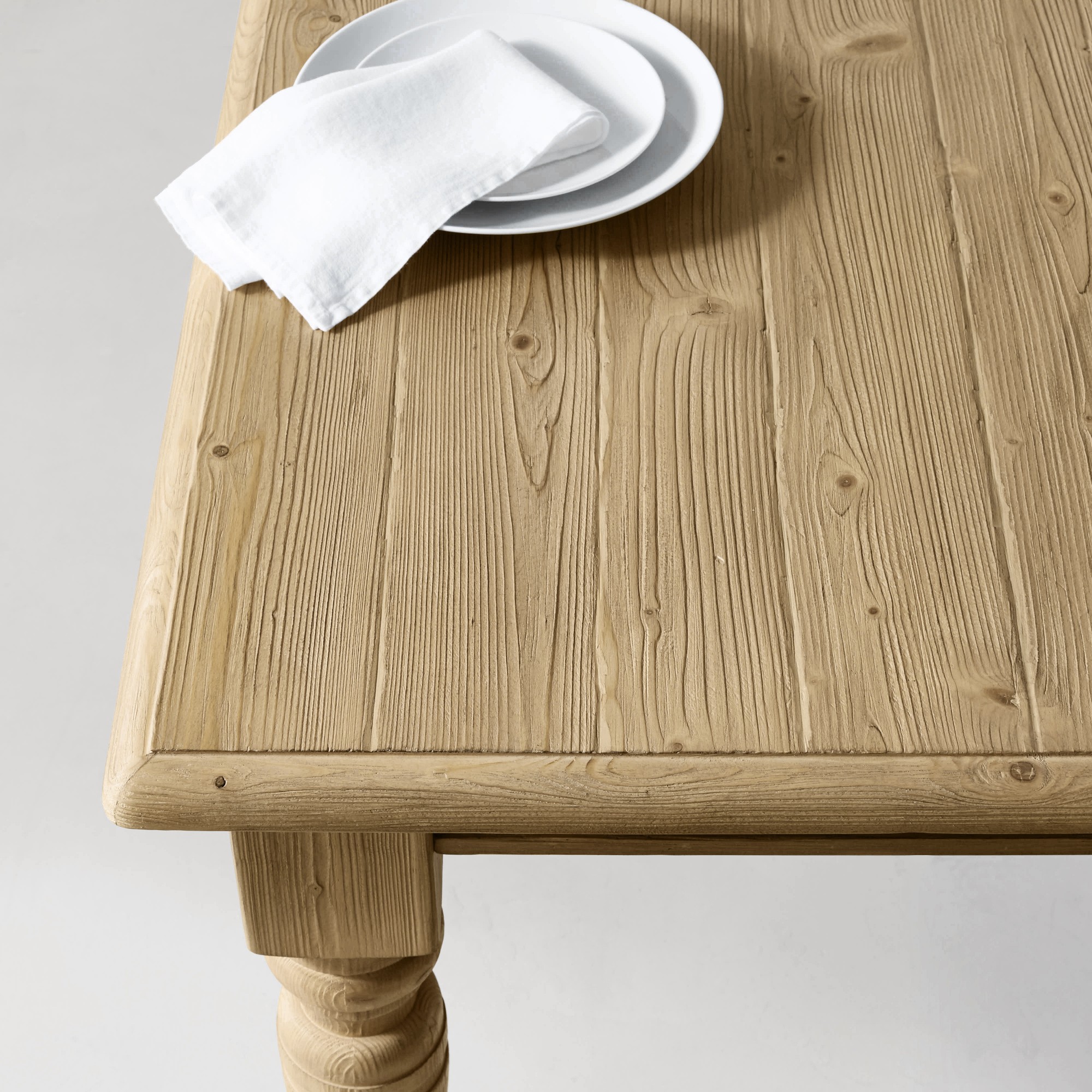 Harvest Extendable Rectangular Dining Table (72