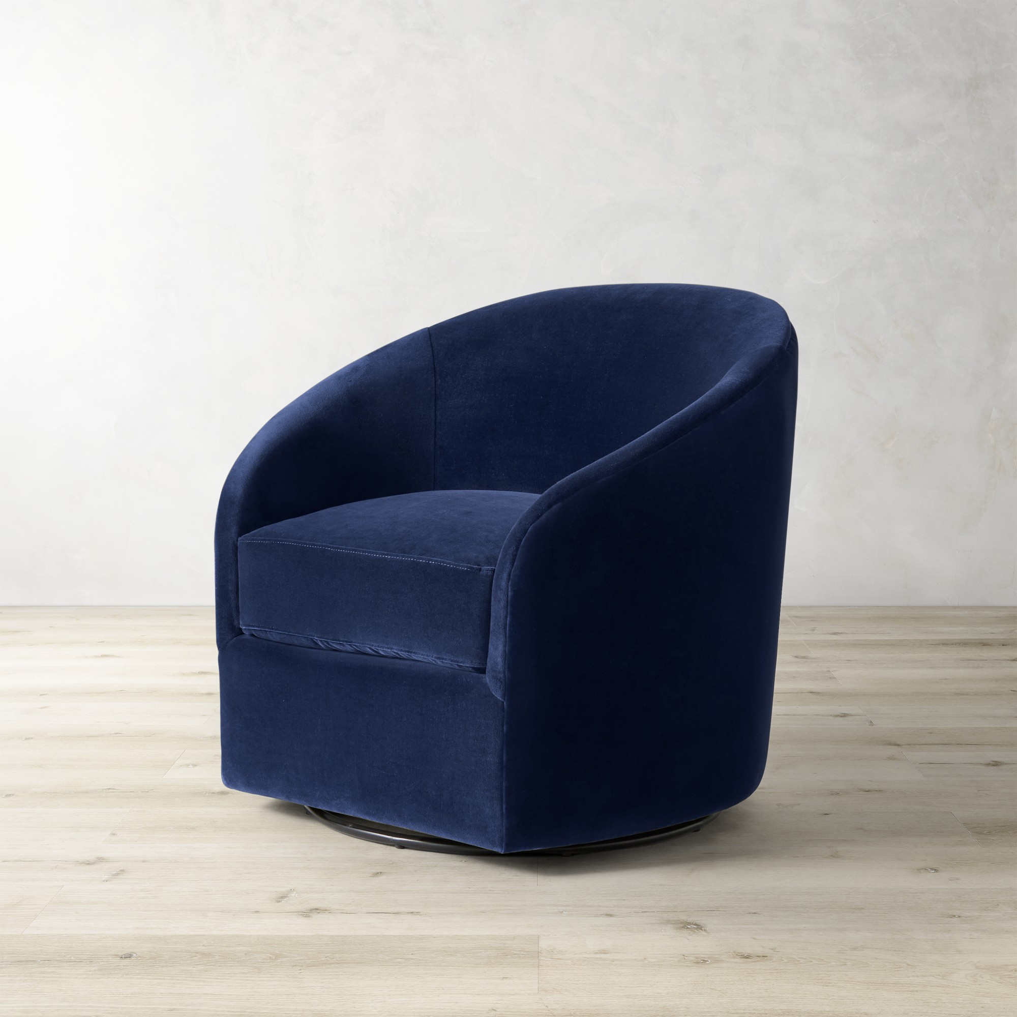 Montclair Swivel Chair