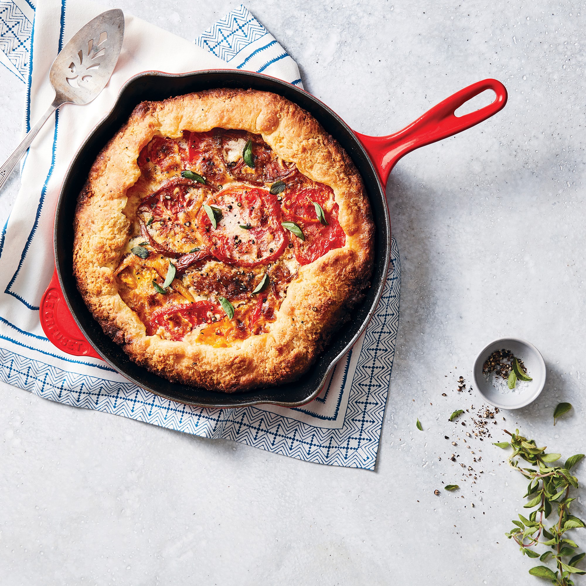 Le Creuset Signature Enameled Cast Iron Deep Skillet