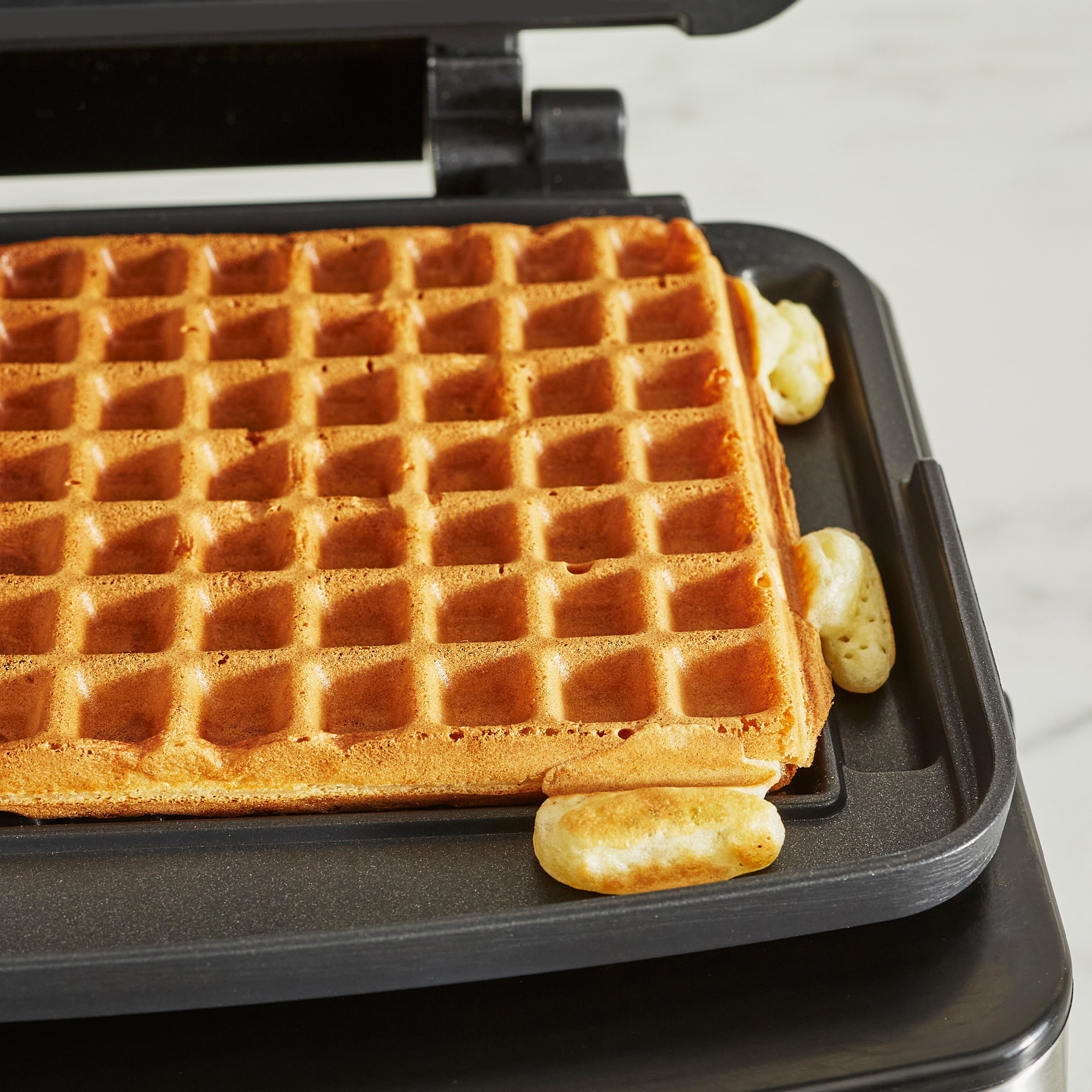 GreenPan™ Premiere Square Waffle Maker