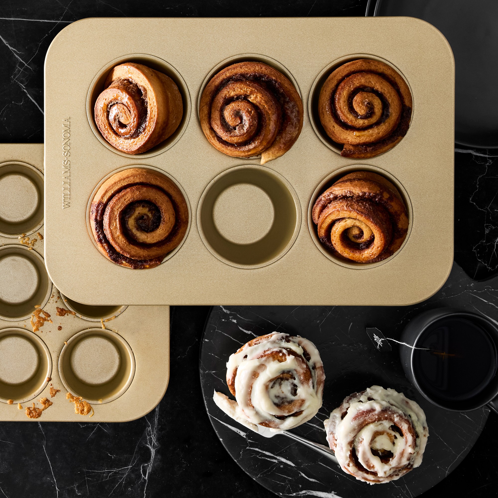 Williams Sonoma Goldtouch® Pro Nonstick XL Muffin Pan, 6-Well