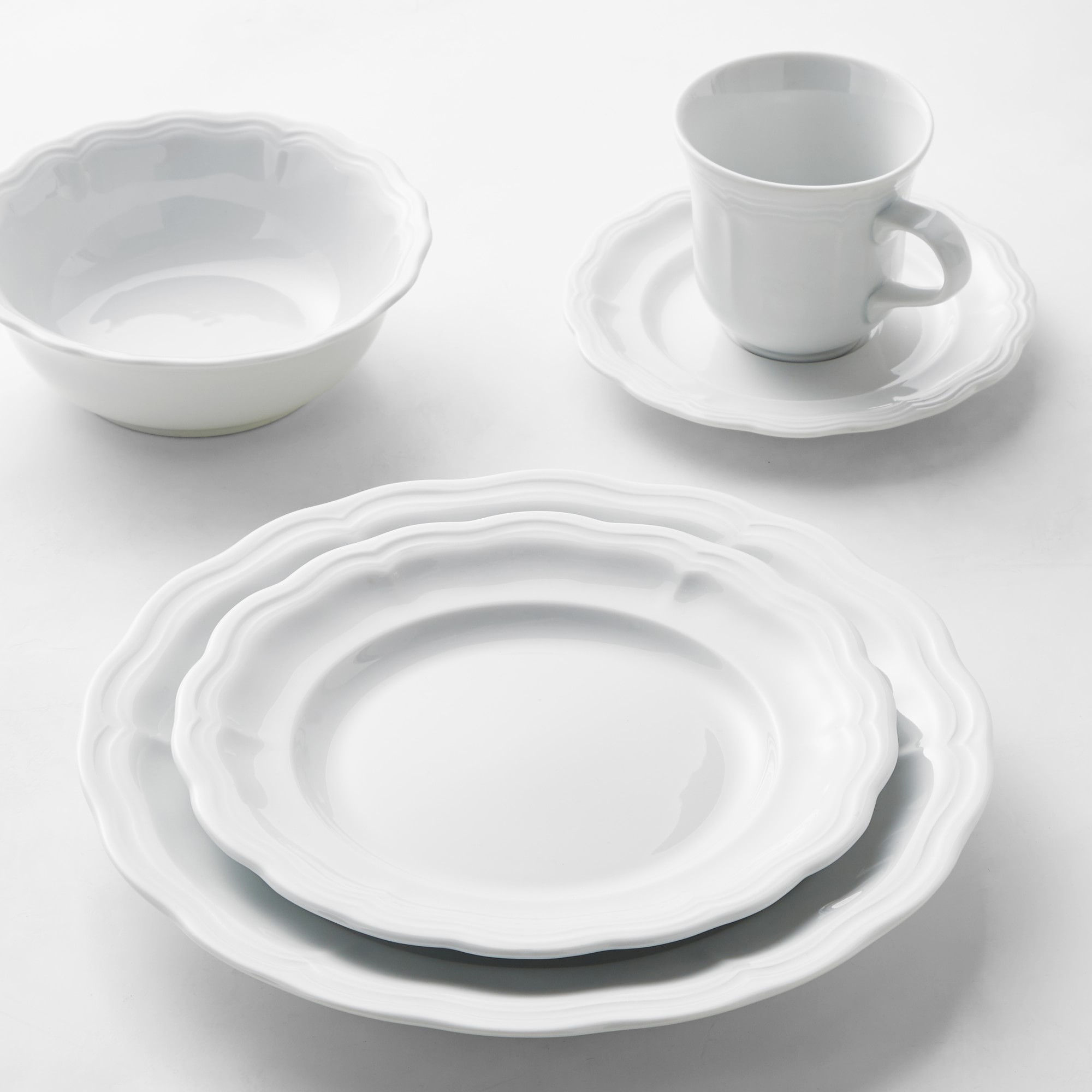 Pillivuyt Queen Anne Porcelain Dinnerware Sets
