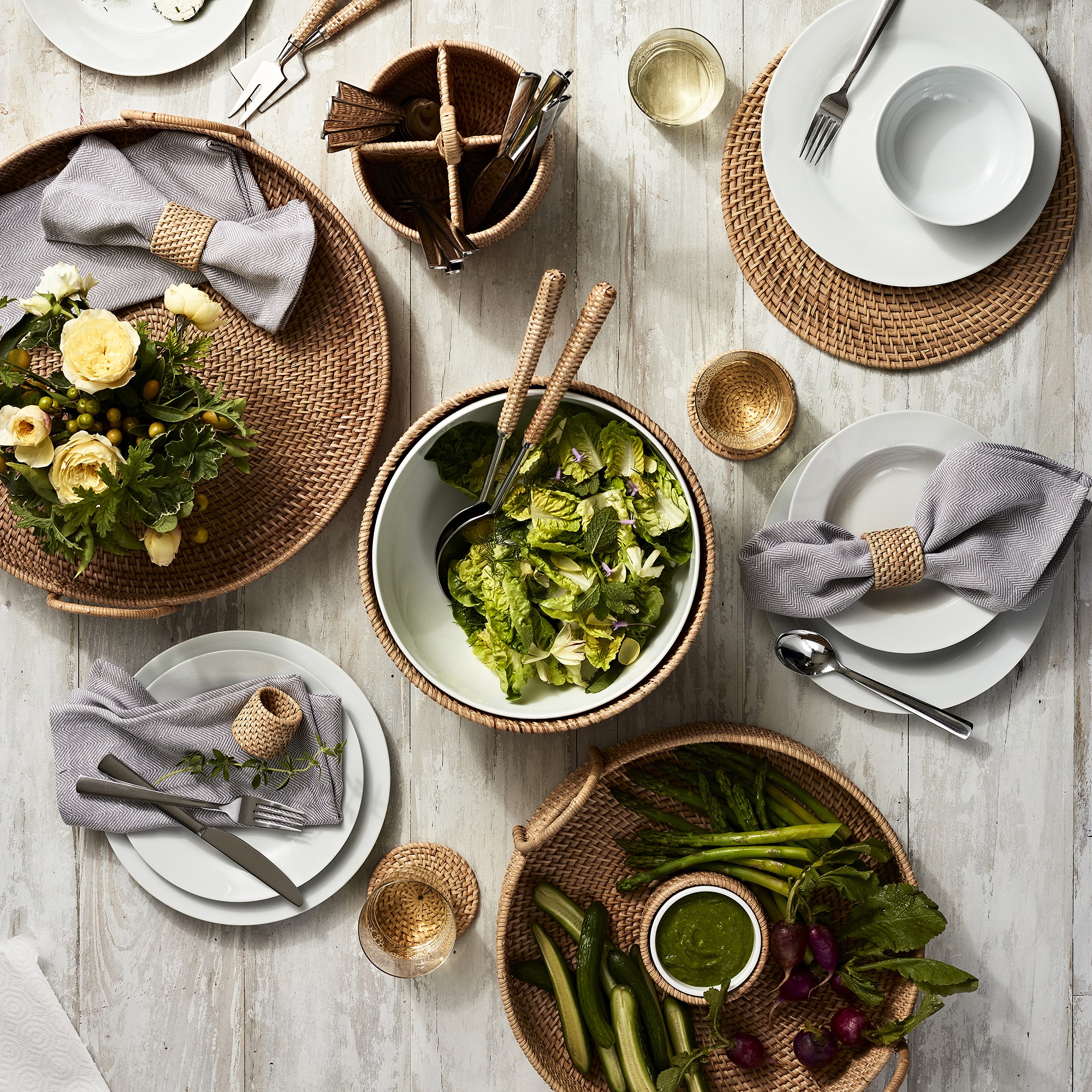 Light Woven Utensil Caddy