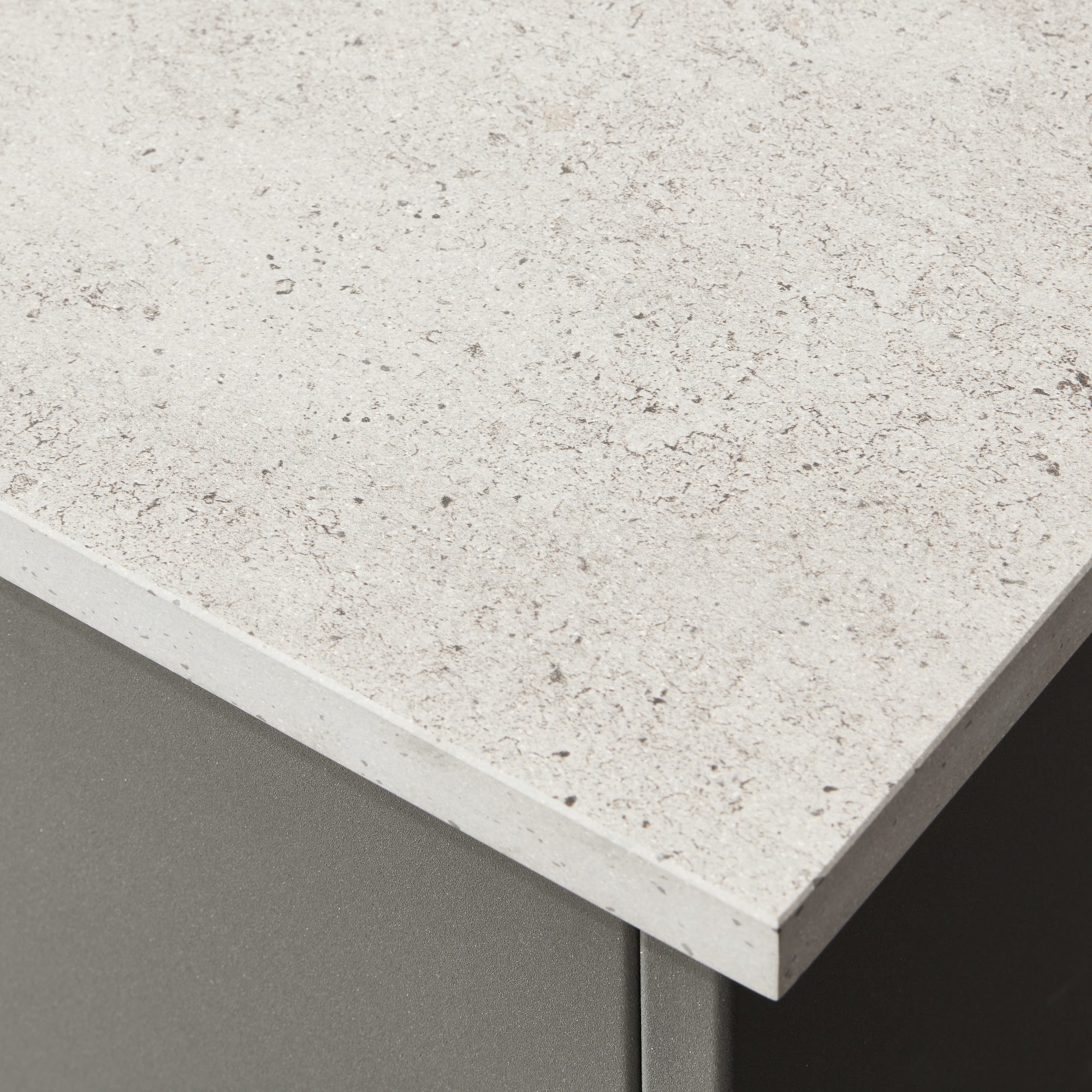 Urban Bonfire Outdoor Kitchen x Twin Eagles 36” Grill