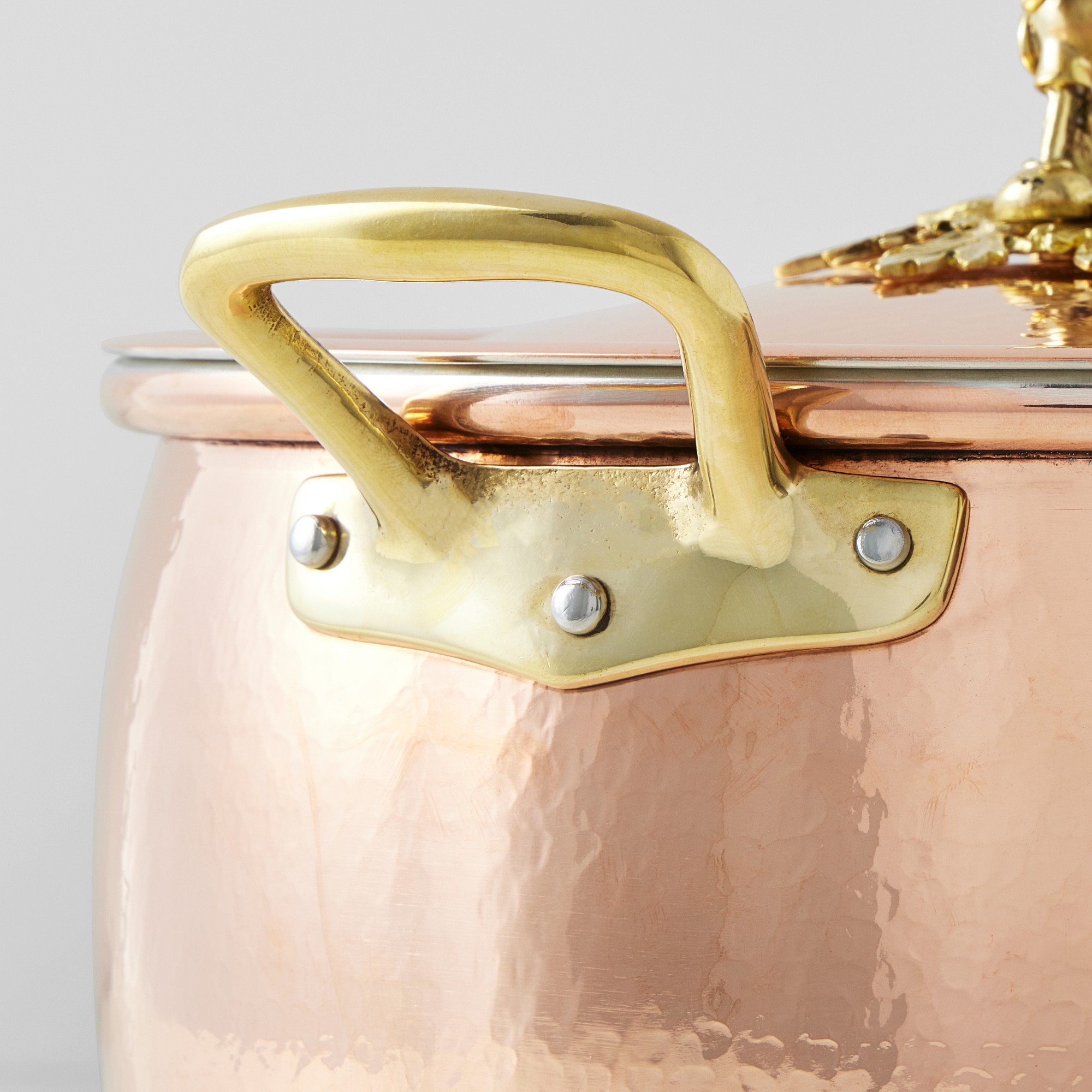 Ruffoni Historia Disney© Hammered Copper Stockpot with Mickey Knob, 7 1/2-Qt.