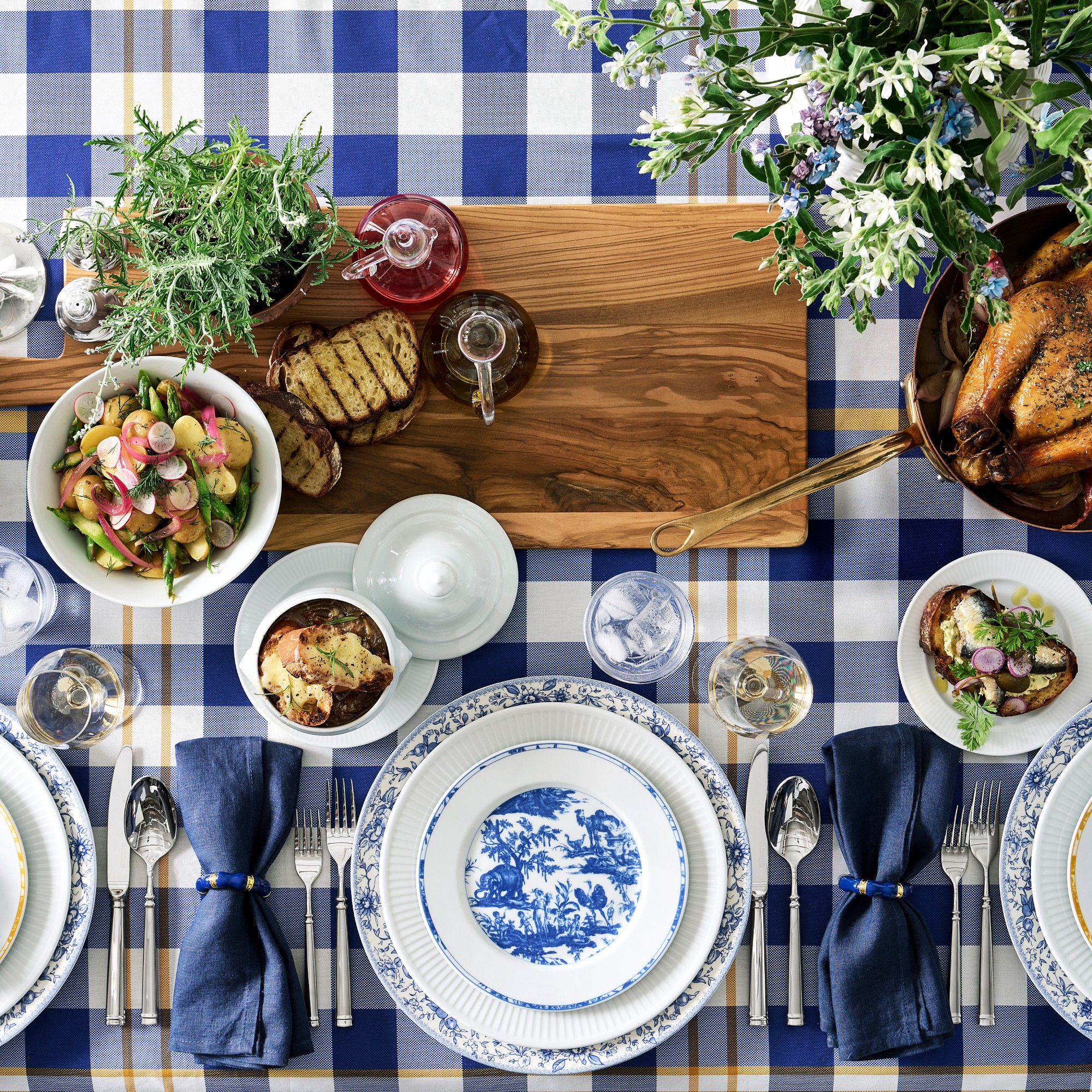 Signature Linen Napkins