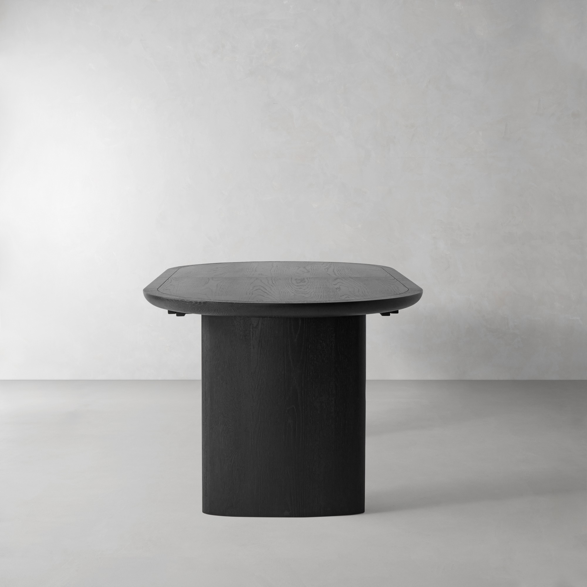 Radius Extendable Oval Dining Table (72