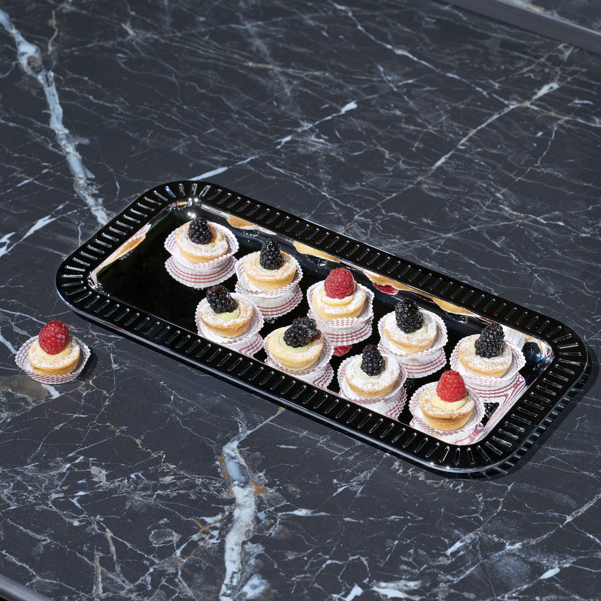 ANNA New York Striations Small Rectangular Tray