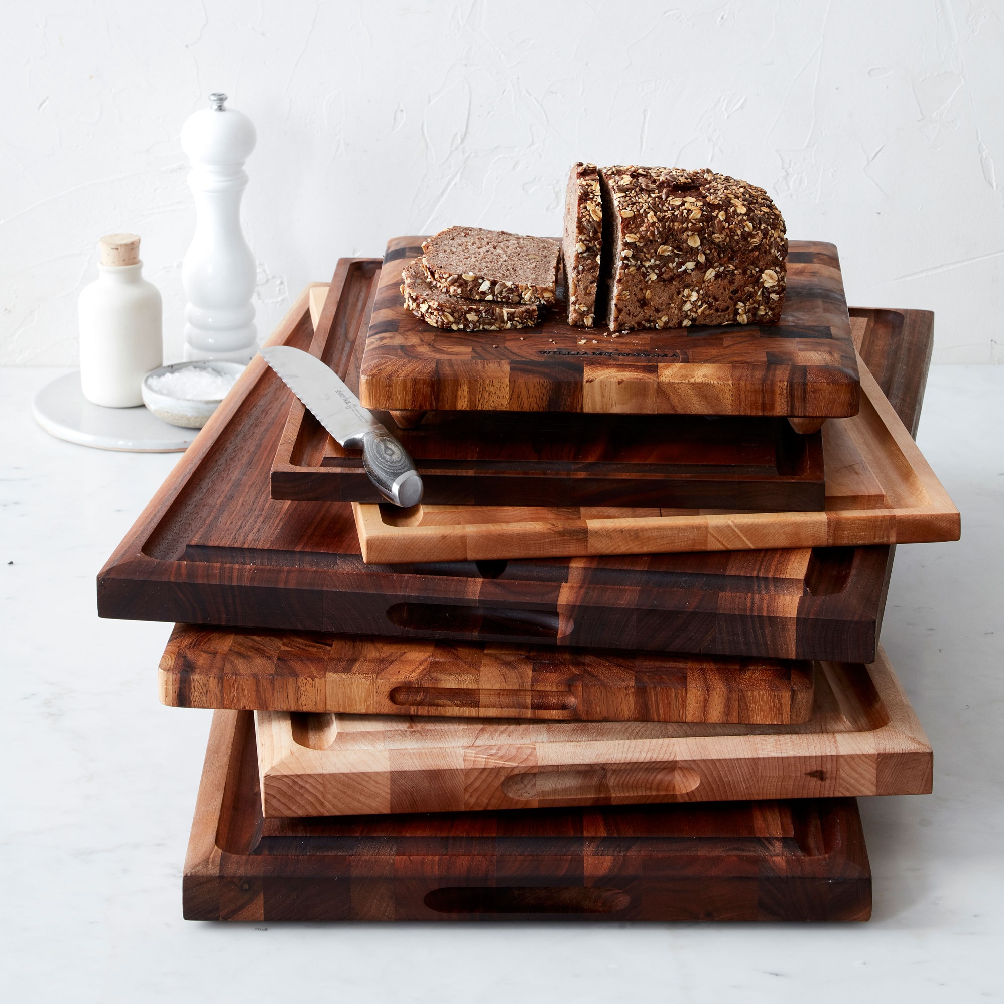 Williams Sonoma Essential Cutting & Carving Board, Walnut