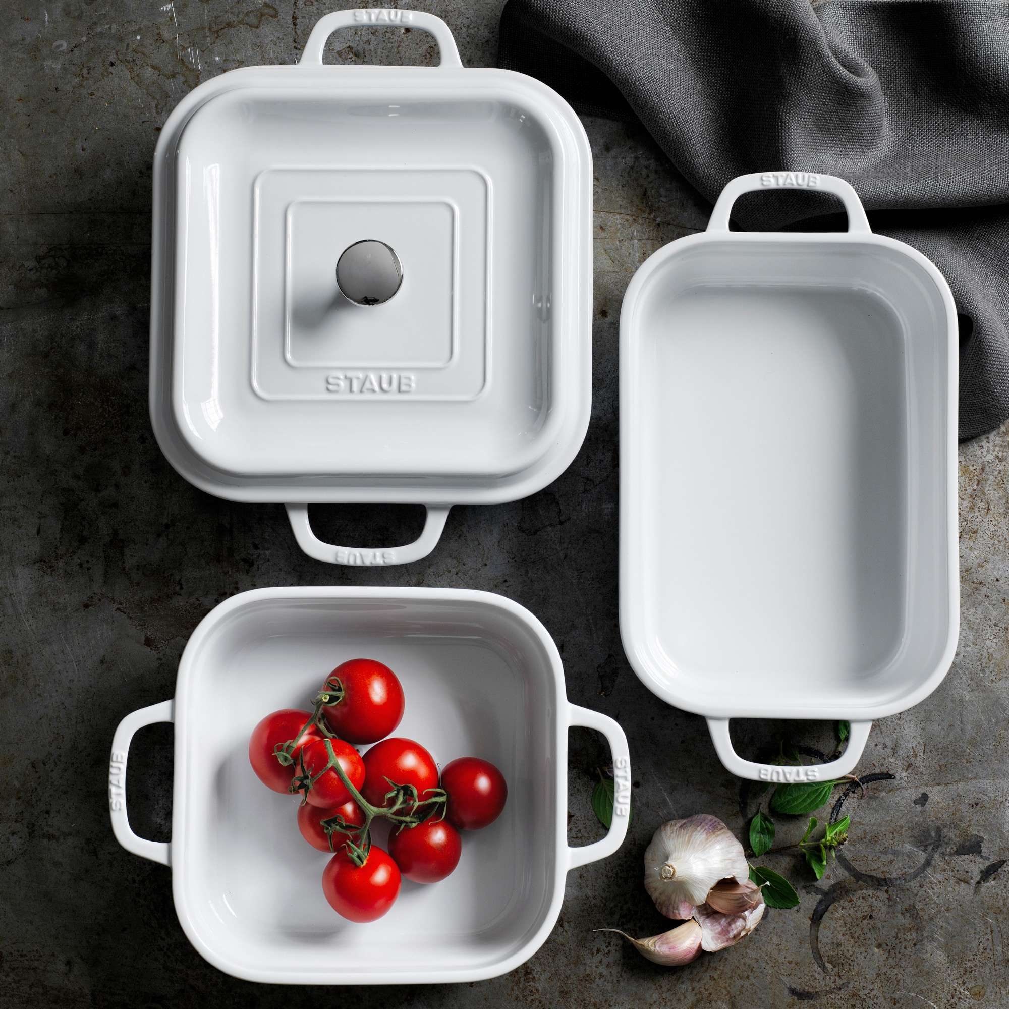 Staub Stoneware, Set of 4