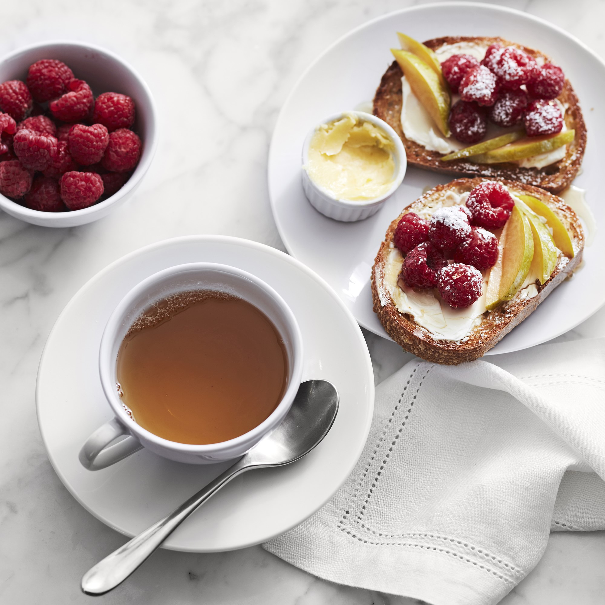 Pillivuyt Coupe Porcelain Cups & Saucers