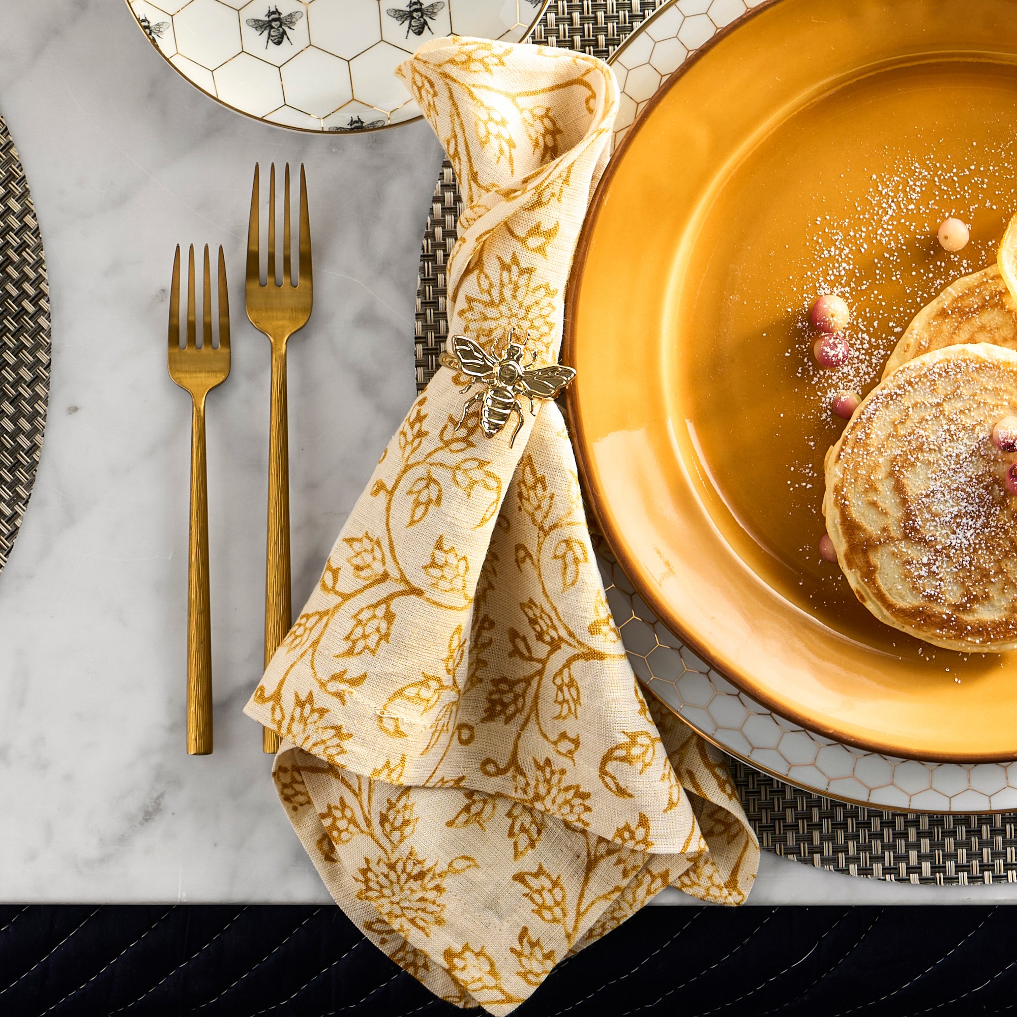 Chilewich Basketweave Round Placemats