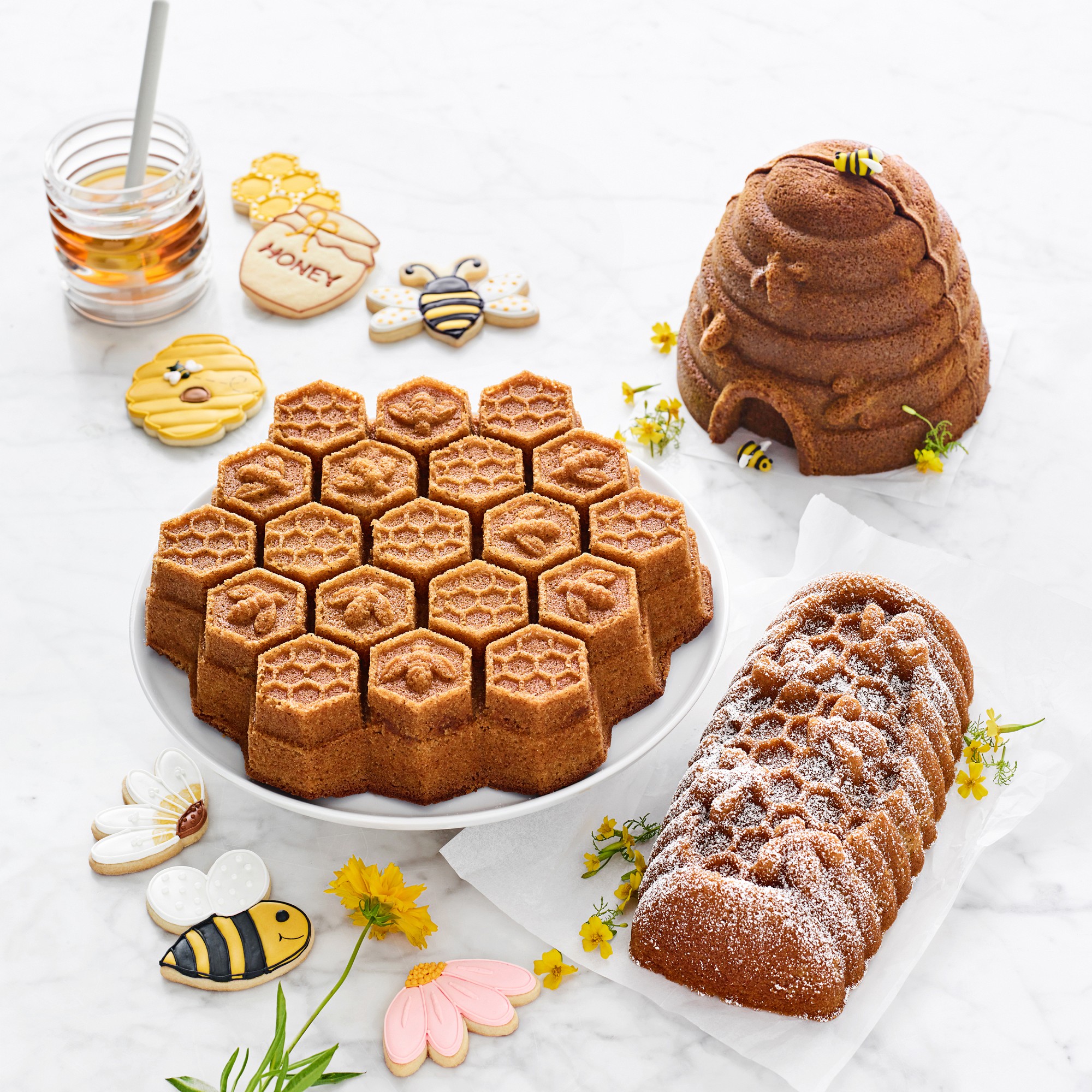 Nordic Ware Cast Aluminum Nonstick Beehive Cake Pan