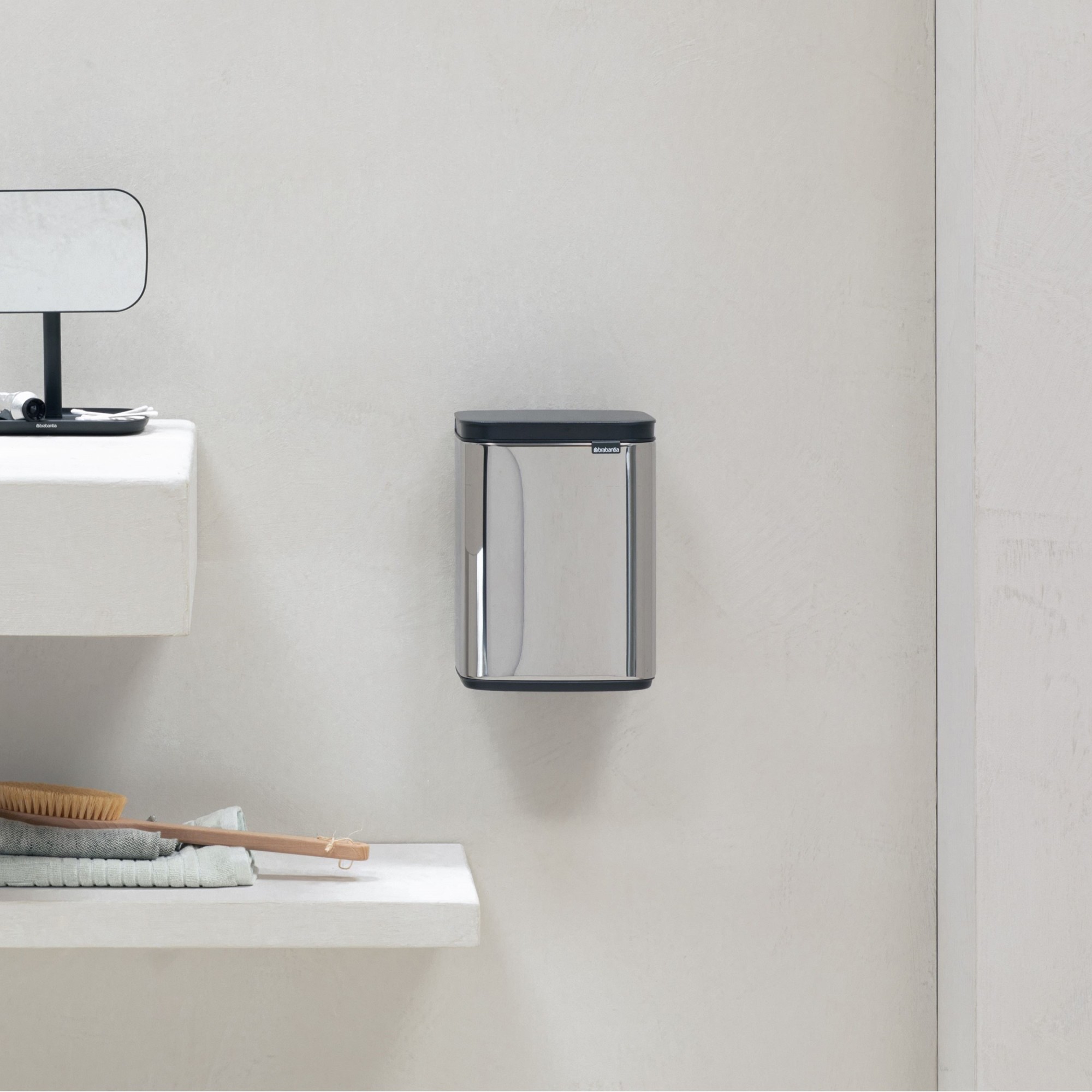 Brabantia Bo Single Compartment Trash Can, 1.1-Gallon