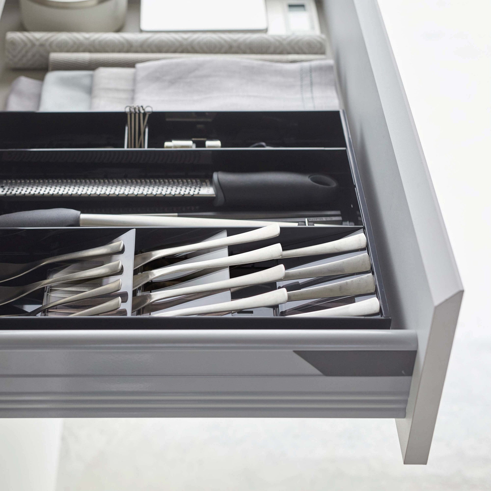 Yamazaki Home Expandable Cutlery Storage Organizer